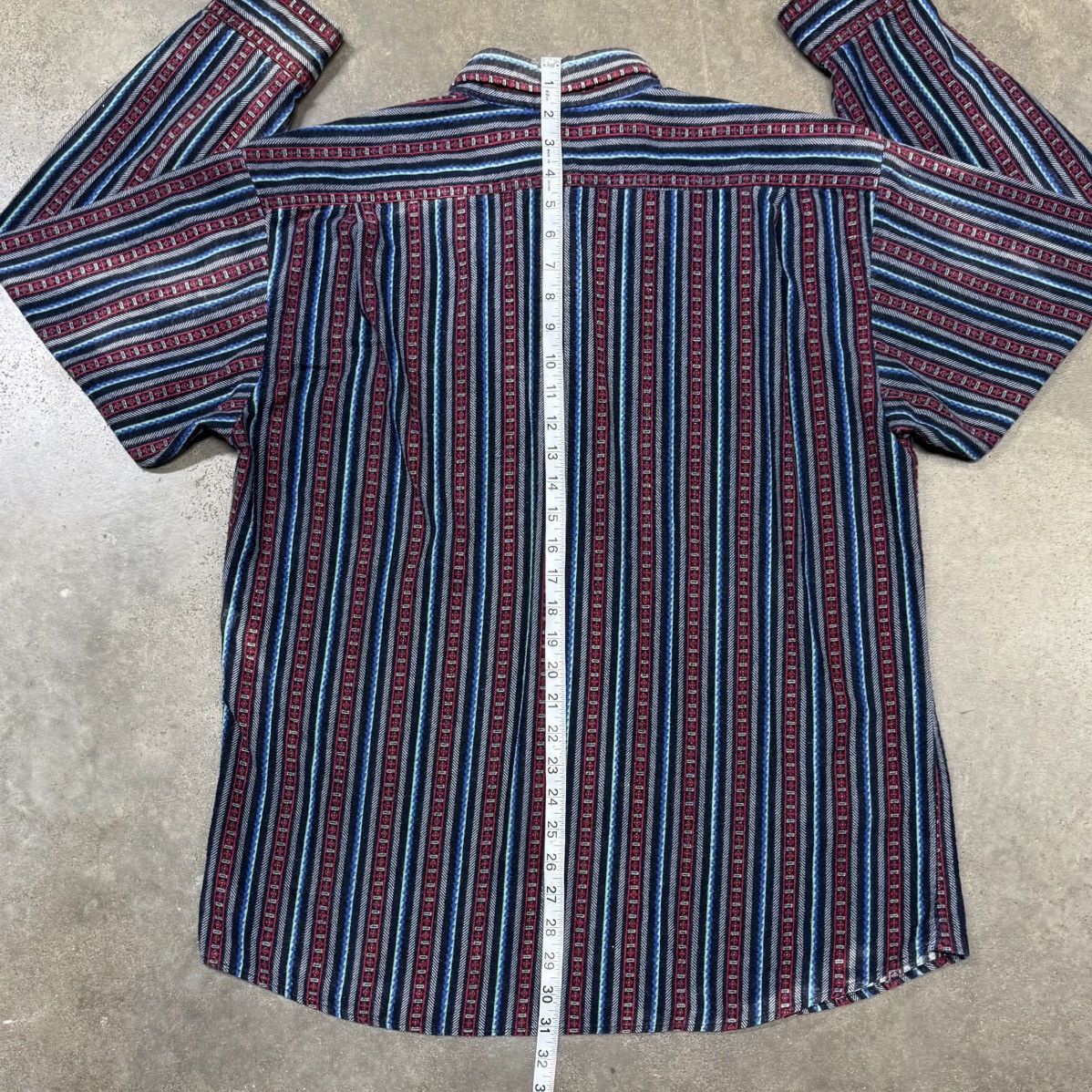 Vintage Vintage Ash Creek Trading Distressed Striped Heavy Flannel Size US L / EU 52-54 / 3 - 8 Thumbnail