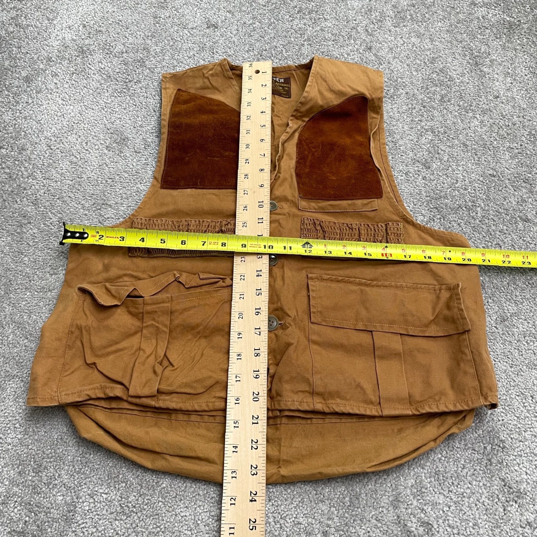 Vintage VINTAGE Caliber Vest Outdoor Hunting Cargo Brown Cotton Button Down Mens Medium Jacket/Coat Short Chest 41 in Regular casual travel pockets breathable Size US M / EU 48-50 / 2 - 5 Thumbnail