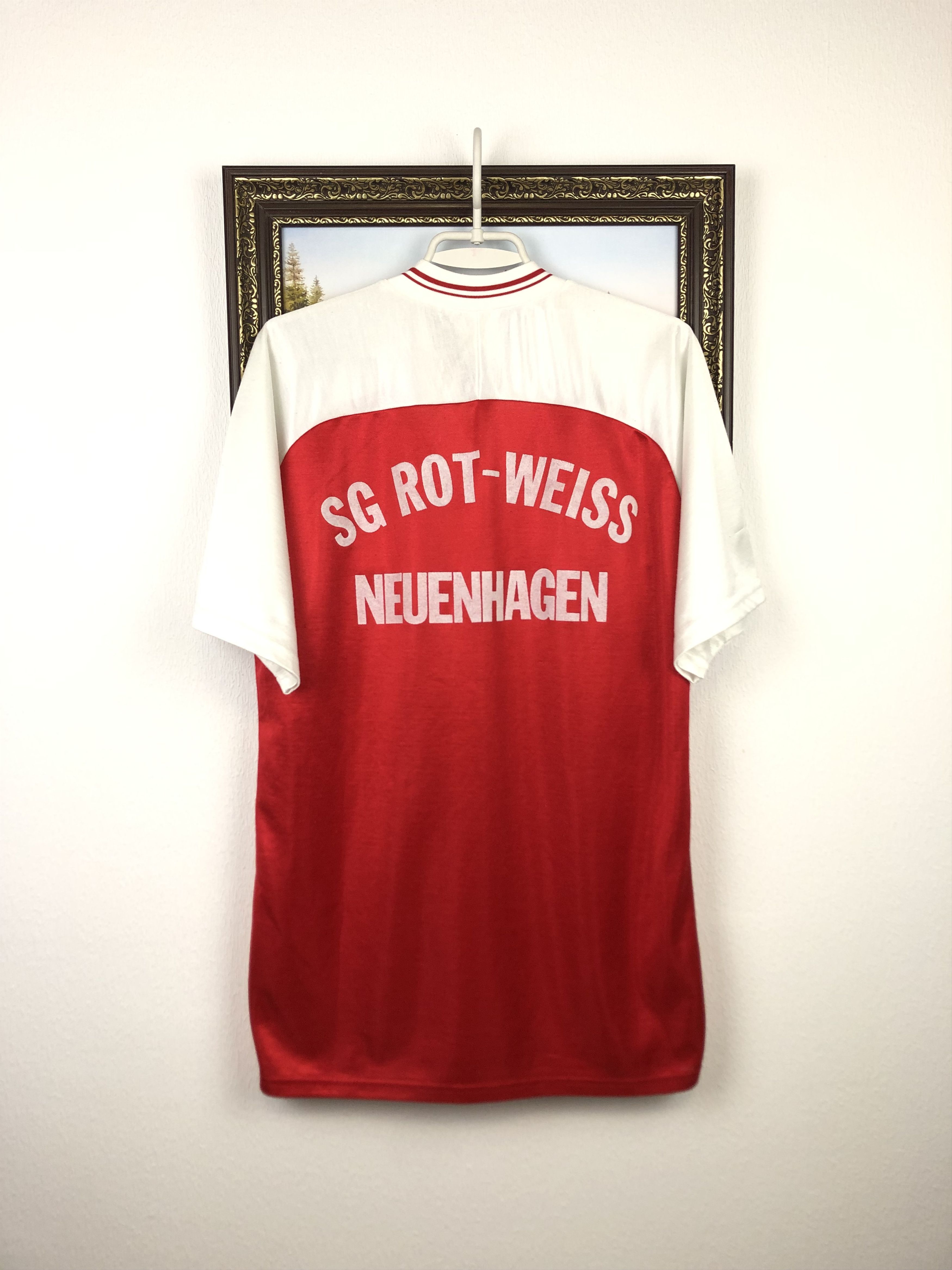Vintage Vintage SG Rot-Weiss Neuenhagen Football Shirt Soccer Jersey Size US L / EU 52-54 / 3 - 7 Thumbnail