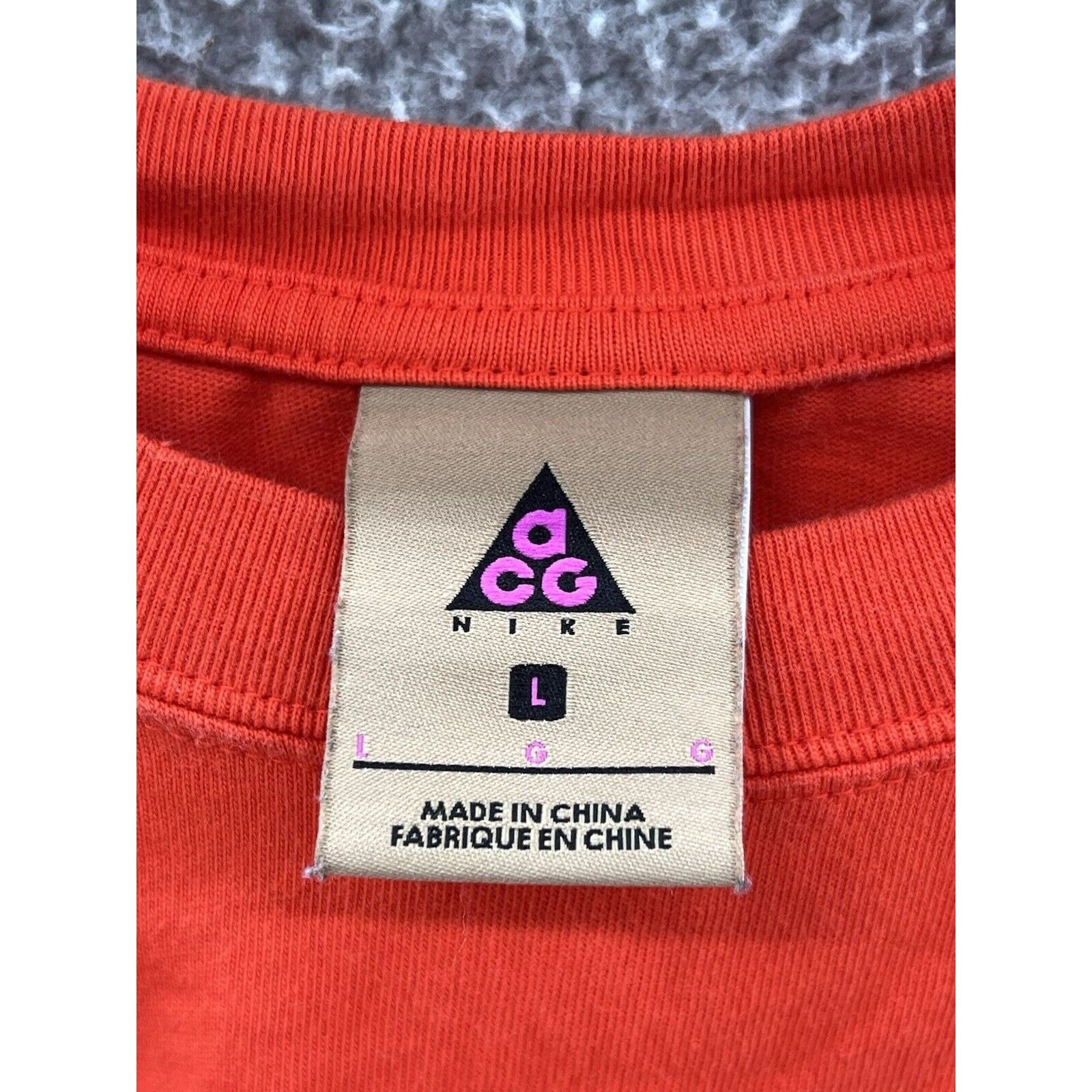 Nike ACG Nike ACG Logo Short Sleeve Red T-Shirt BQ7342-634 Size Large Size US L / EU 52-54 / 3 - 3 Thumbnail