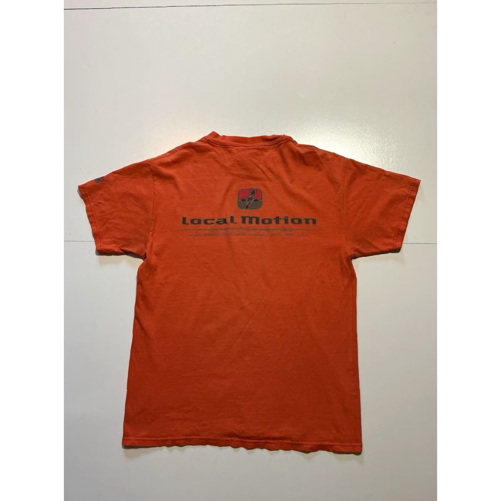 Vintage VINTAGE Local Motion International Hawaii Orange Surf Graphic T-Shirt Mens Medium Size US M / EU 48-50 / 2 - 3 Thumbnail