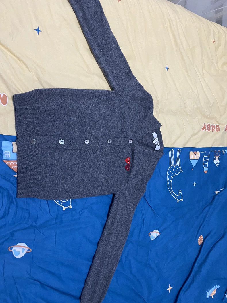 Comme des Garcons Comme Des Garcons V-Neck Cardigan Cardigan, Classic Double Size US S / EU 44-46 / 1 - 1 Thumbnail