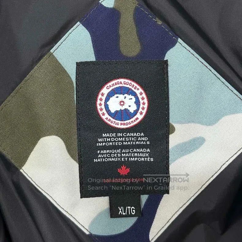 Canada Goose Camo Logo Hooded Down Jacket. Size US XL / EU 56 / 4 - 5 Thumbnail