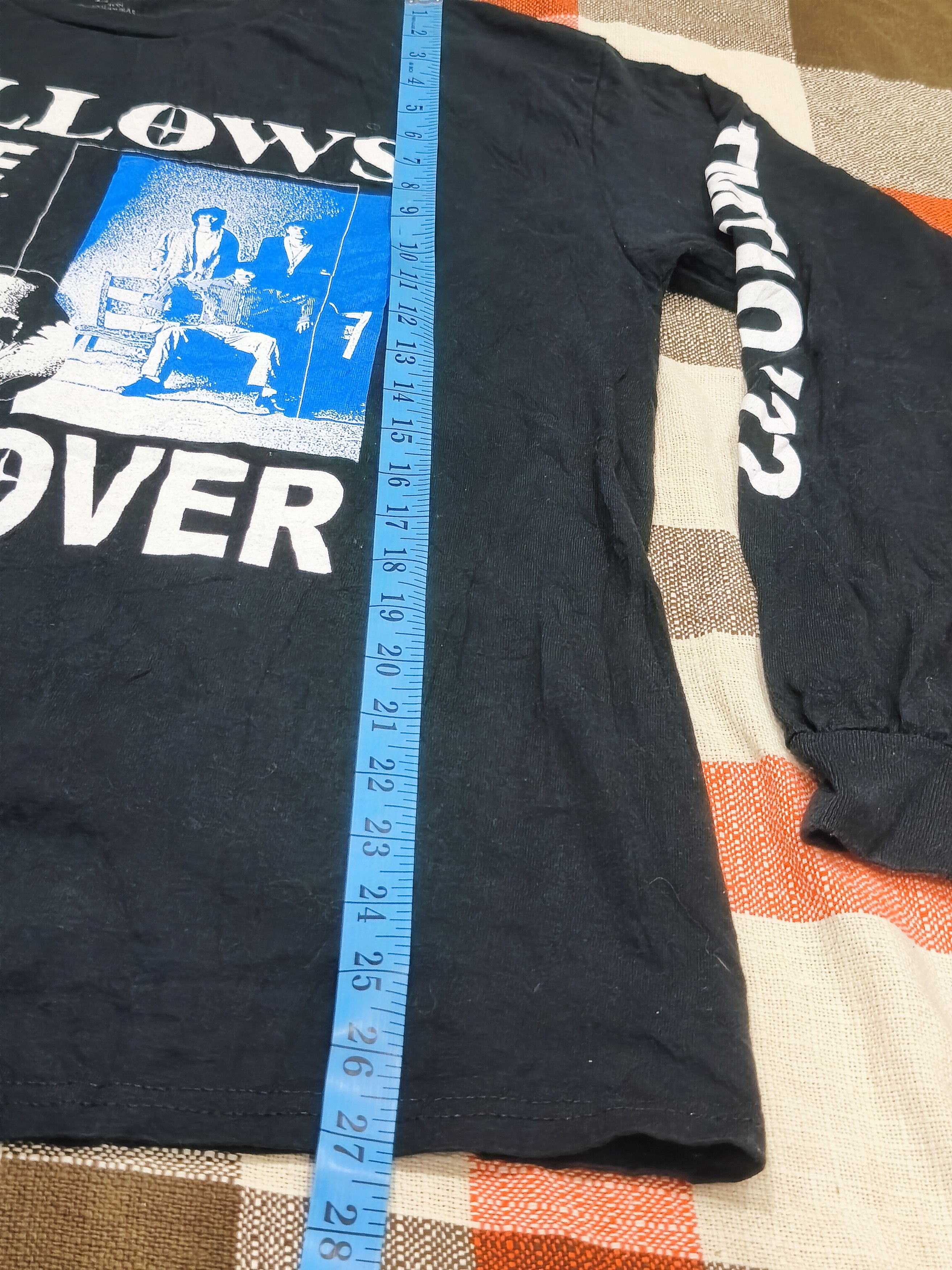 Band Tees Wallows tour 2022 tell me that it's over Large Size US L / EU 52-54 / 3 - 9 Thumbnail