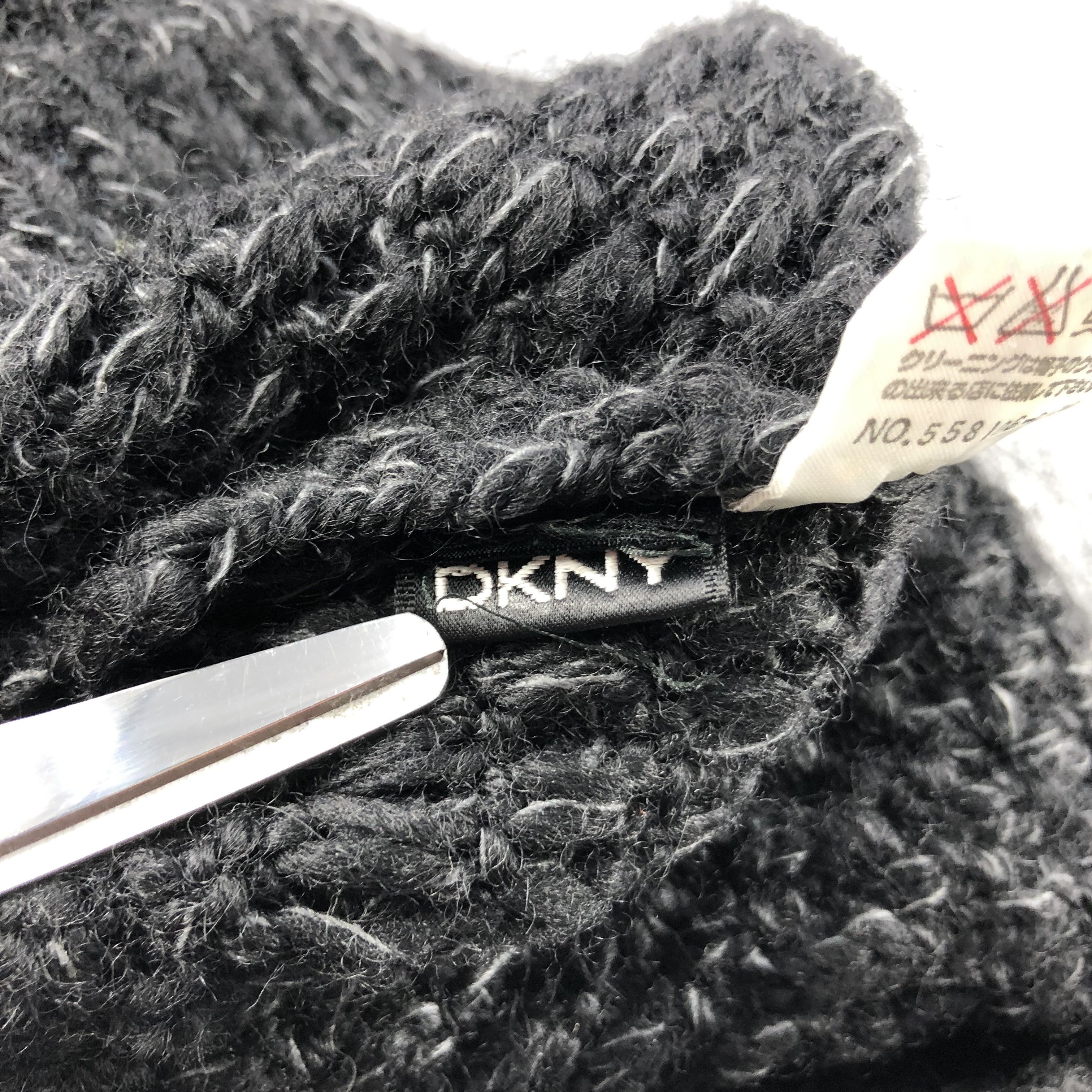 DKNY DKNY Knitted Crochet Wool Beanie Snowcap Snow Hat B343 Size ONE SIZE - 5 Thumbnail