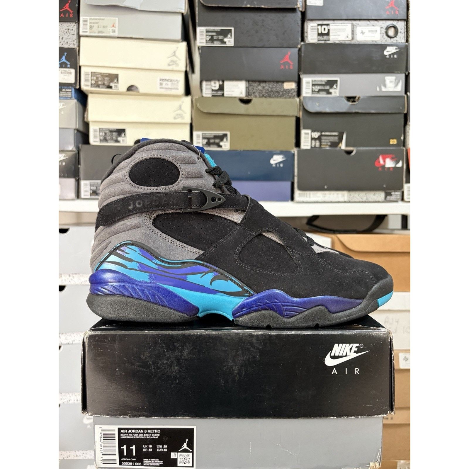 Jordan Brand Size 11 - Jordan 8 Retro Aqua (2025) (305381-006) Size US 11 / EU 44 - 1 Thumbnail