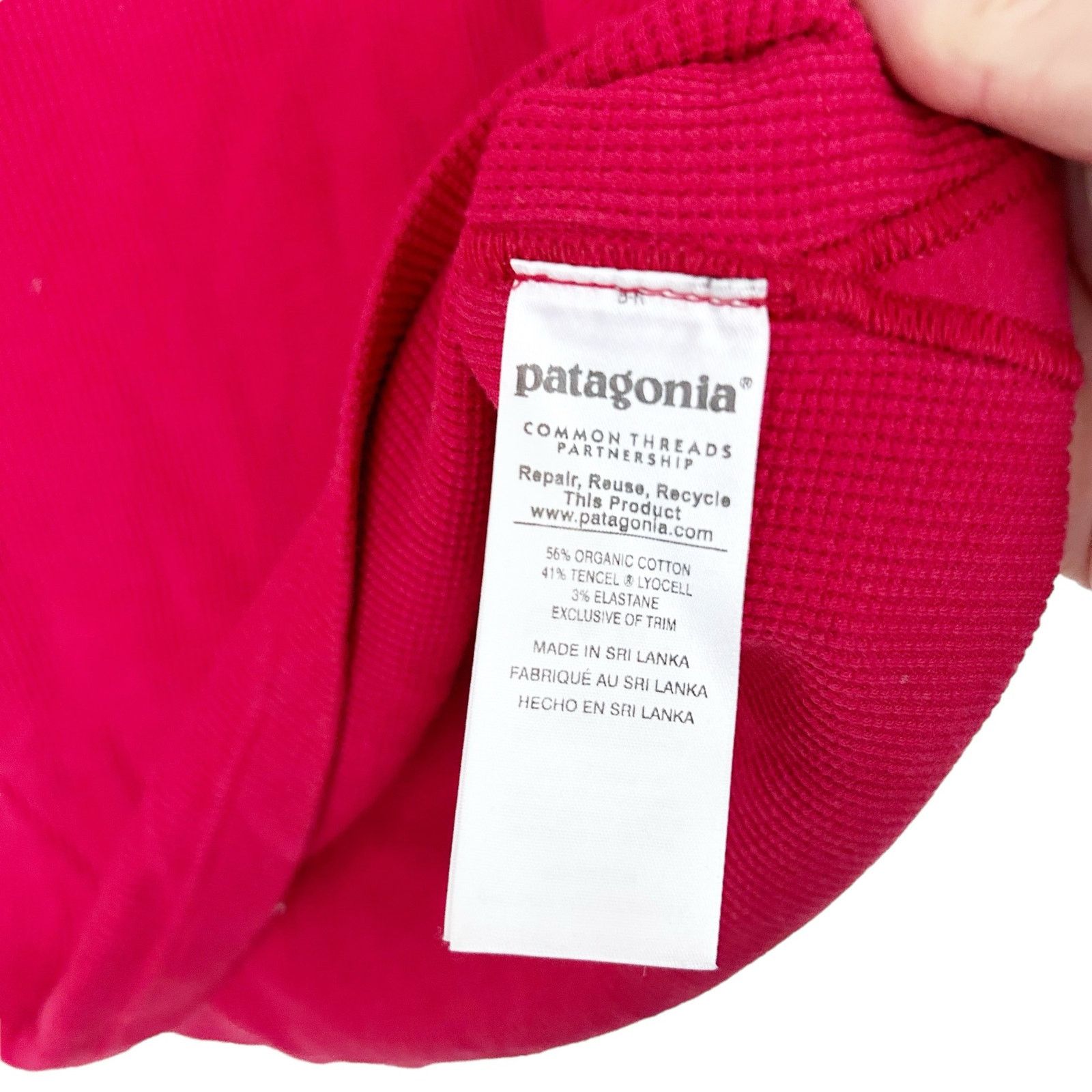 Patagonia Patagonia Red Organic Cotton Thermal 3/4 Sleeve Shirt Sz XS Size XS / US 0-2 / IT 36-38 - 4 Thumbnail