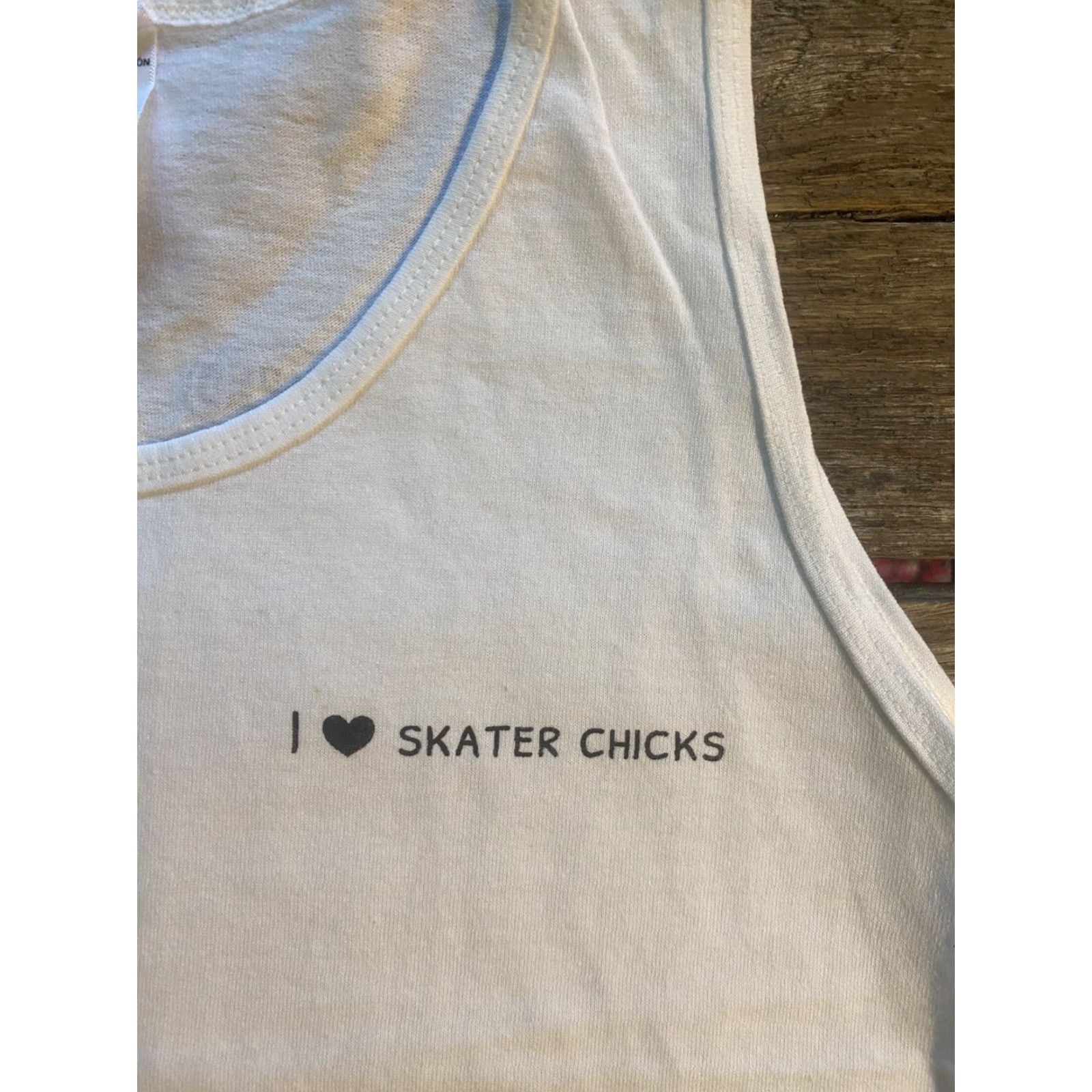 Gildan VINTAGE? No — I Love Skater Chicks Tank Top Shirt M Men White Cotton Gildan T-Shirt Sleeveless Round Neck Size US M / EU 48-50 / 2 - 4 Thumbnail