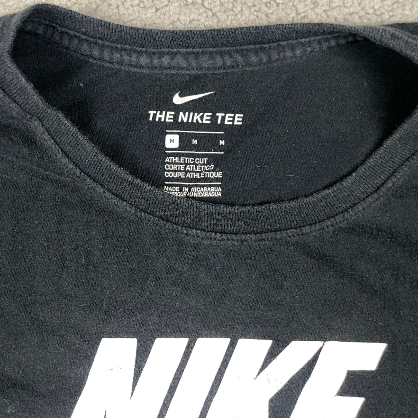 Nike Nike T shirt Mens M Black Logo Graphic Swoosh Sports Dri-FIT Shirt Adult Regular Crew Neck Short Sleeve Nike Brand Men Logo Sports Size US M / EU 48-50 / 2 - 4 Thumbnail
