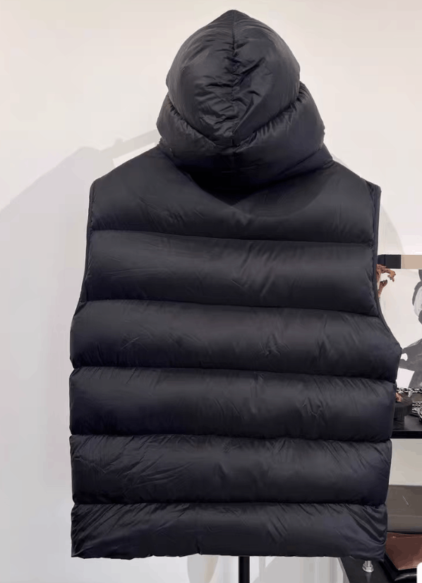 Rick Owens Rick Owens Shark Head Down Vest K35 Size US M / EU 48-50 / 2 - 3 Thumbnail