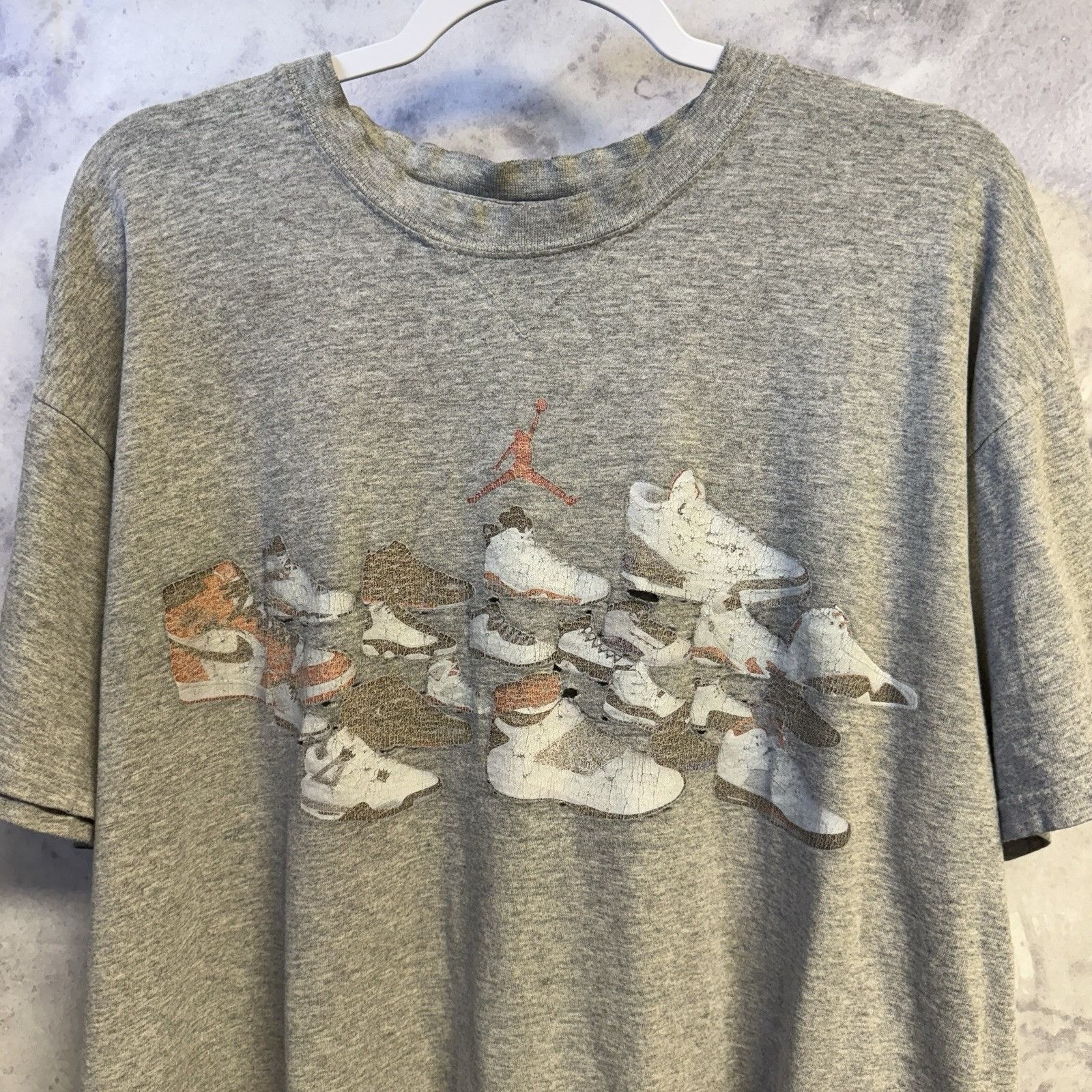 Jordan Brand Michael Jordan T Shirt Mens L 20.5x23.3 Gray Short Sleeve Sh Size US L / EU 52-54 / 3 - 1 Thumbnail