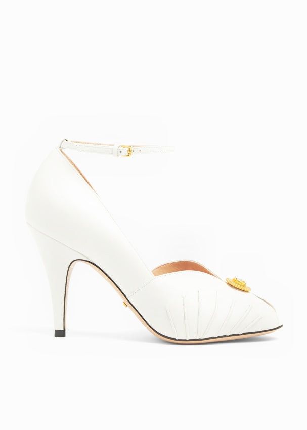 image of Gucci Open Toe Leather Sandals Size 39.5 in White, Women's