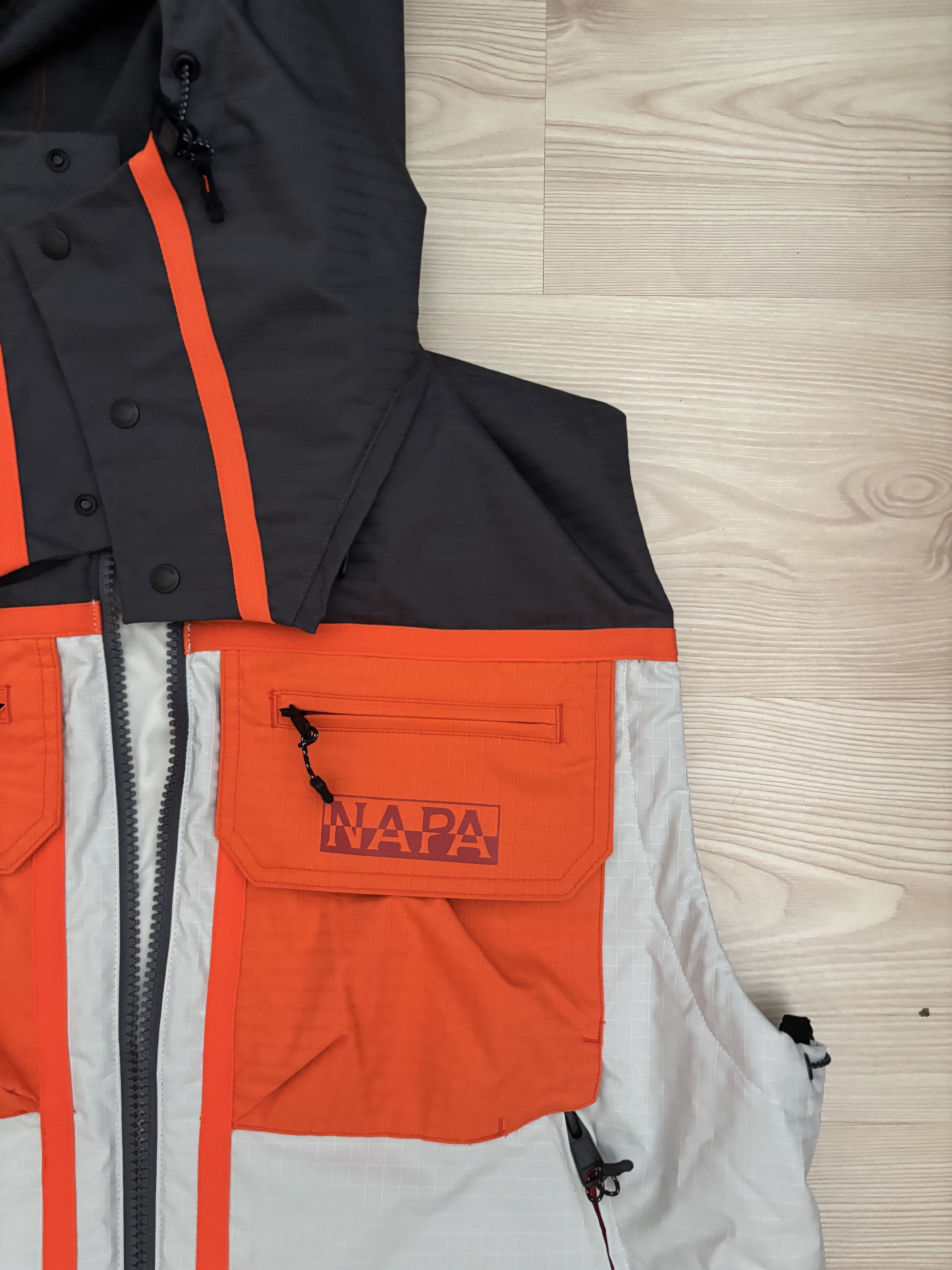 Napapijri Tusco Size US L / EU 52-54 / 3 - 7 Thumbnail