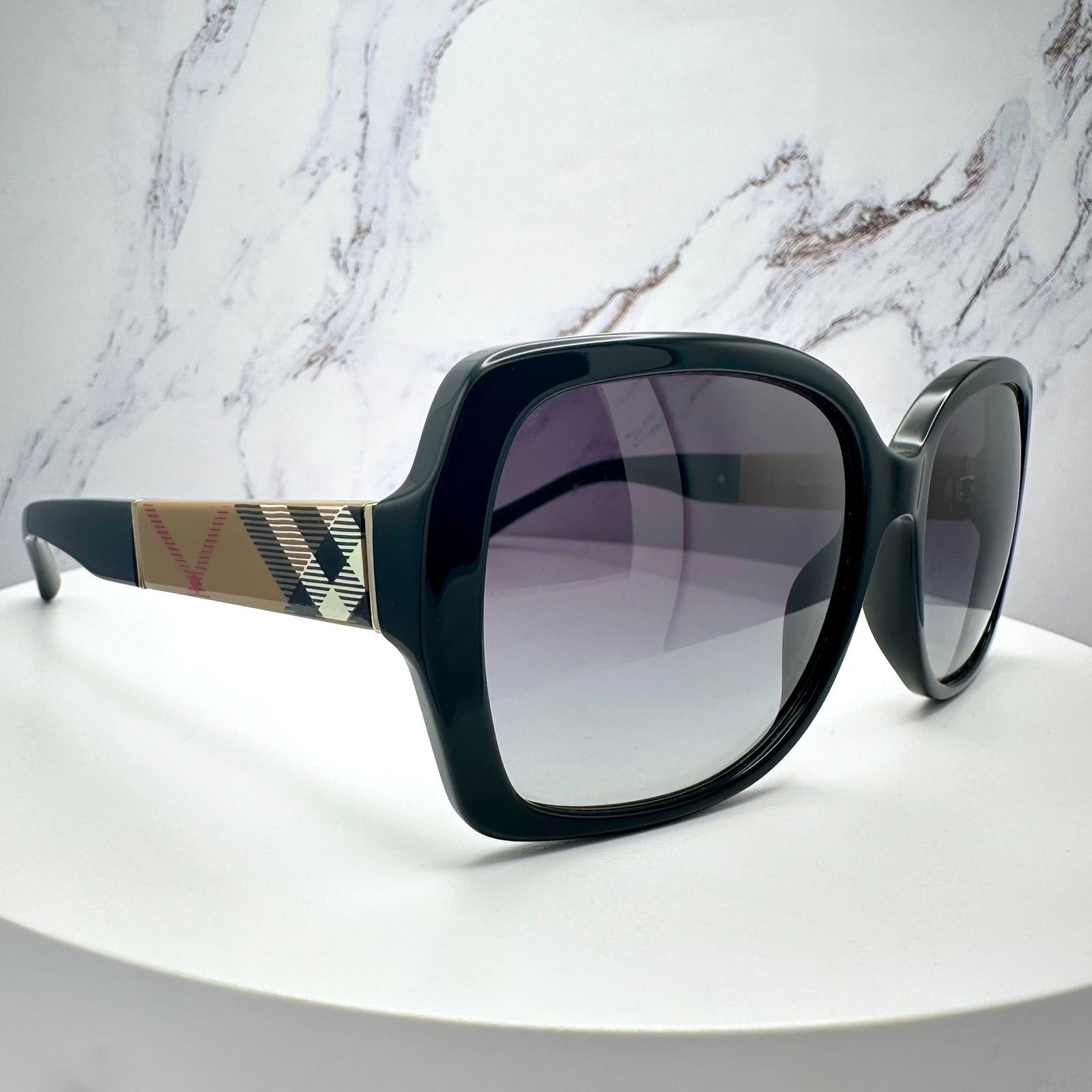 Burberry New Burberry Sunglasses Black Square Frames Checkered Arms Size ONE SIZE - 13 Thumbnail