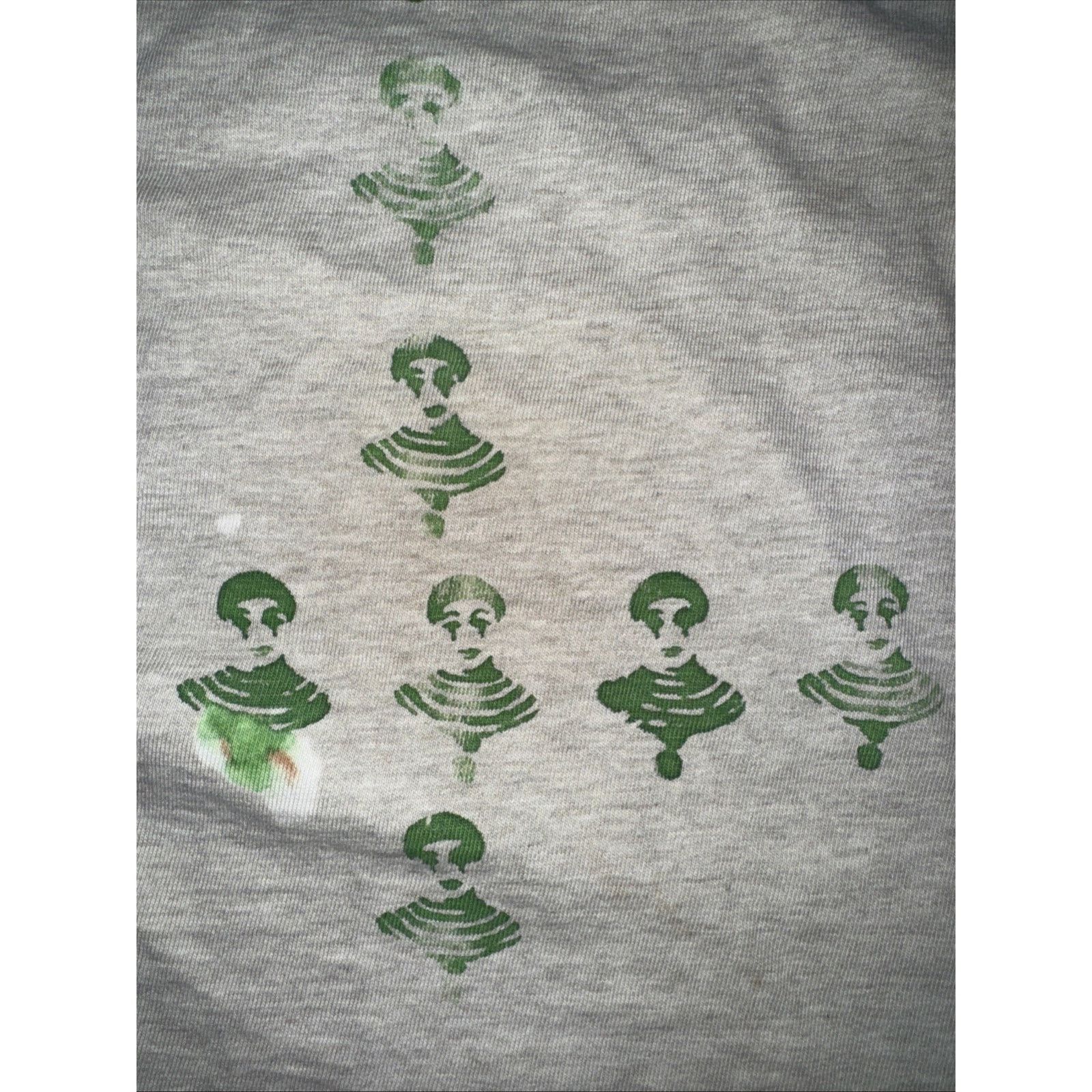 Vintage Abstract Green Bust Print T-Shirt Gray Art Graphic Tee XL Size US XL / EU 56 / 4 - 3 Thumbnail