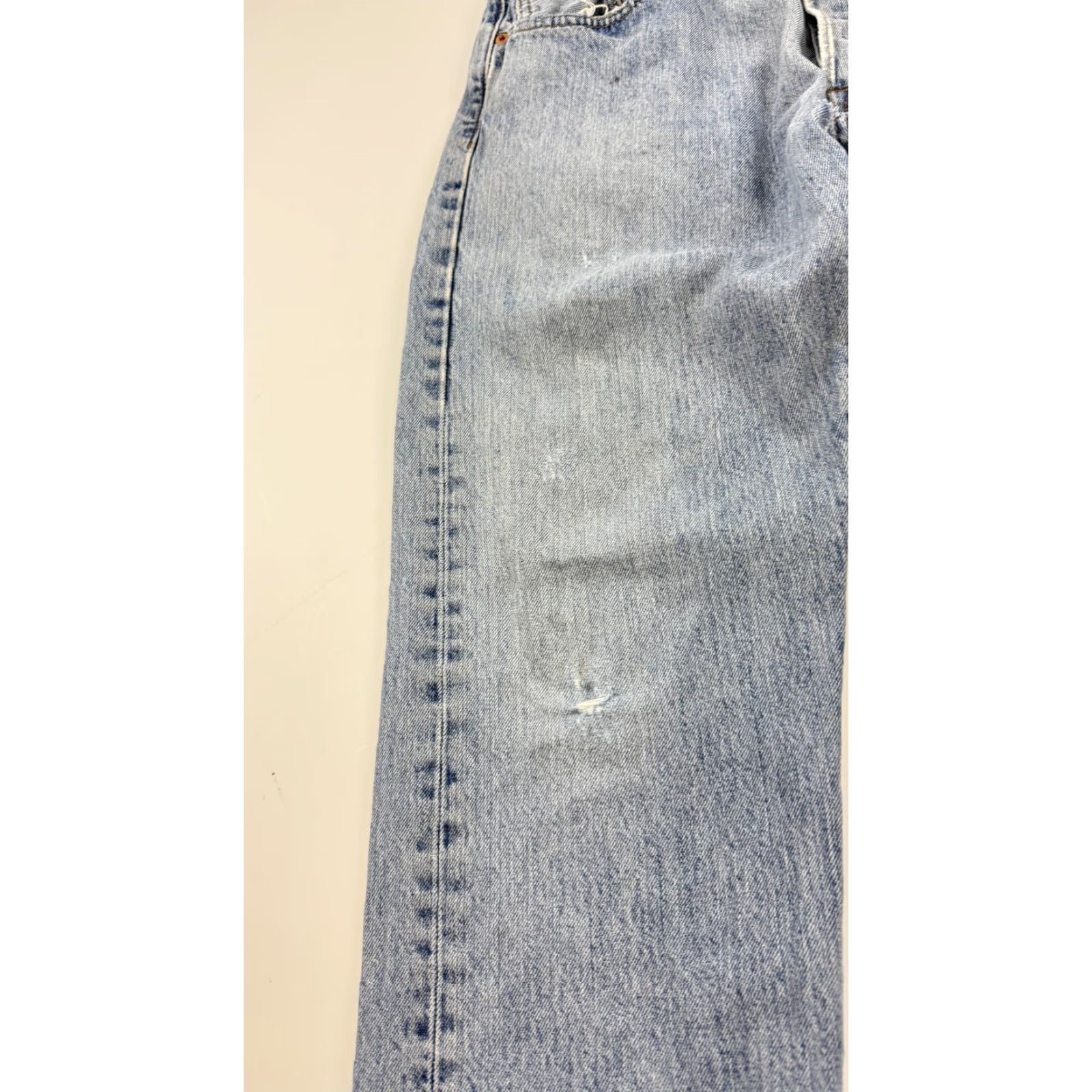 Levi's VINTAGE Levi's 501 Jeans Mens 34x30 Light Wash Blue Button Fly Straight Leg Distressed Size US 34 / EU 50 - 3 Thumbnail