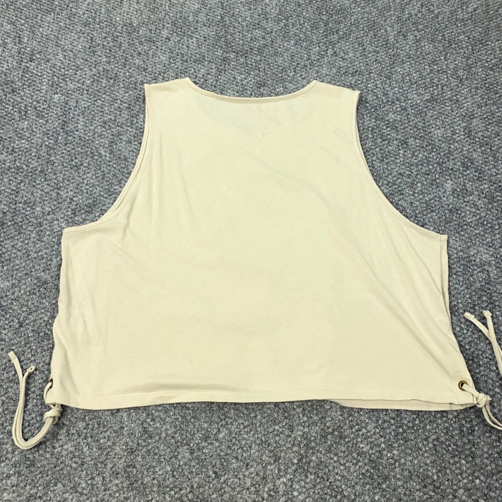 Disney Disney Mickey Mouse Shirt Juniors Size 21 Womens Beige Sleeveless Tank Crop Top Size 3XL / US 20-22 - 4 Thumbnail