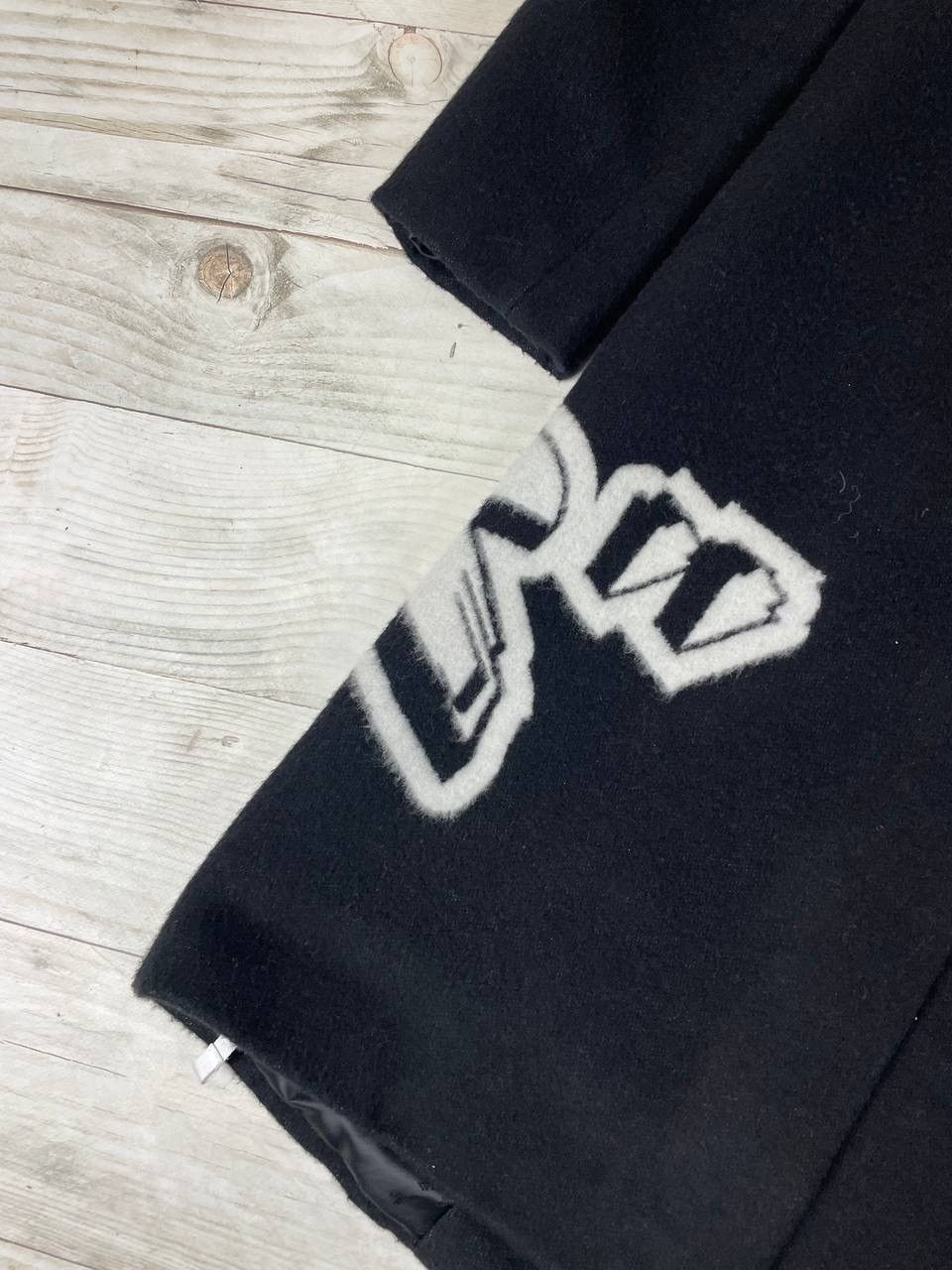 Off-White Off White Coat Wool Pattern Graffiti Size US M / EU 48-50 / 2 - 19 Thumbnail