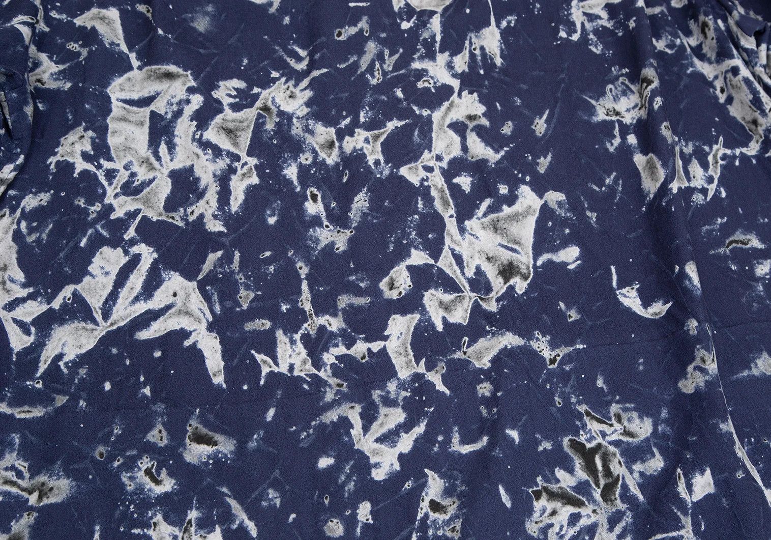 Issey Miyake Graphic Print Shirt in Navy Size 4 Size US XL / EU 56 / 4 - 13 Thumbnail