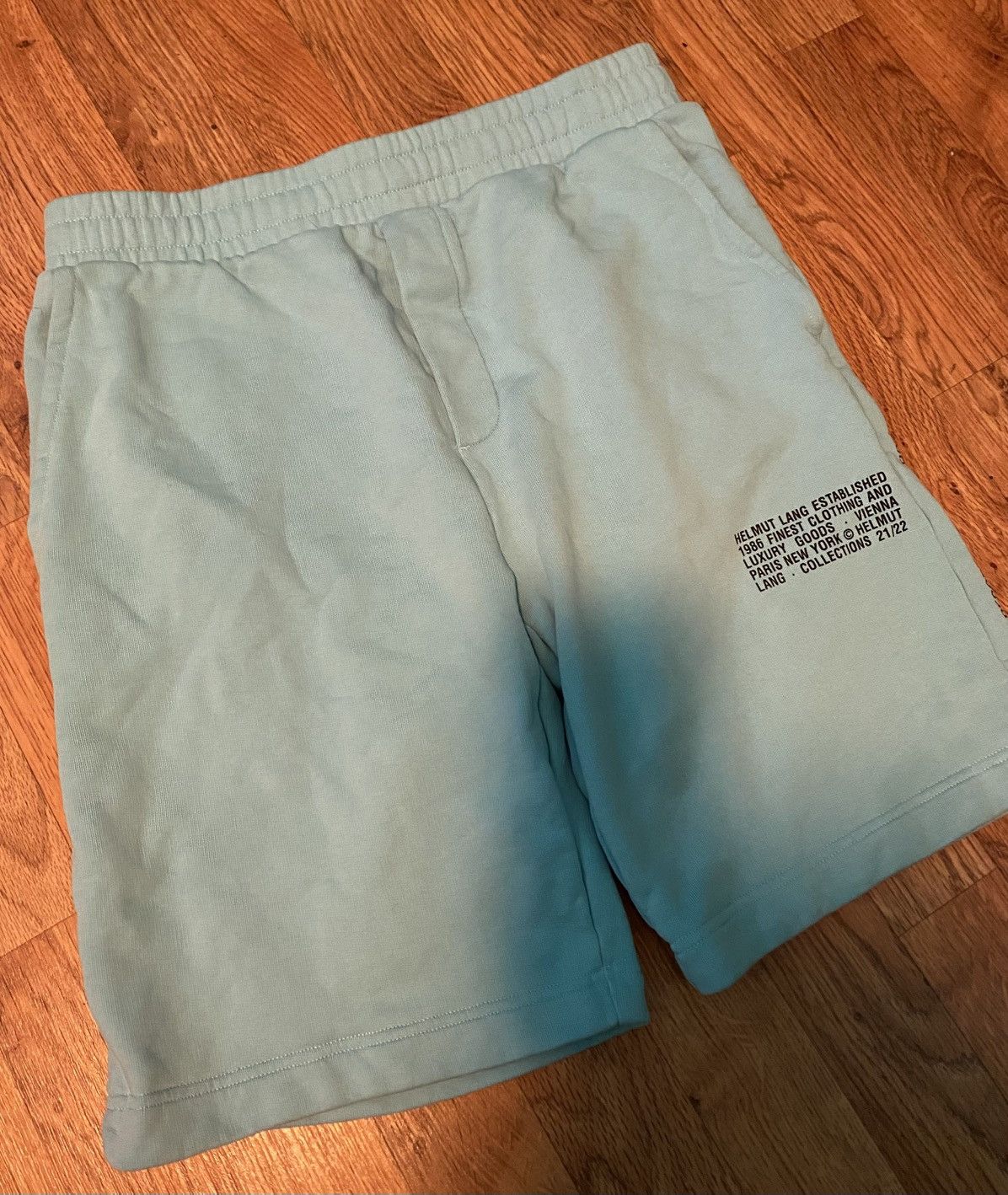 Helmut Lang Helmut Lang Postcard Sweat Shorts Size US 32 / EU 48 - 1 Thumbnail