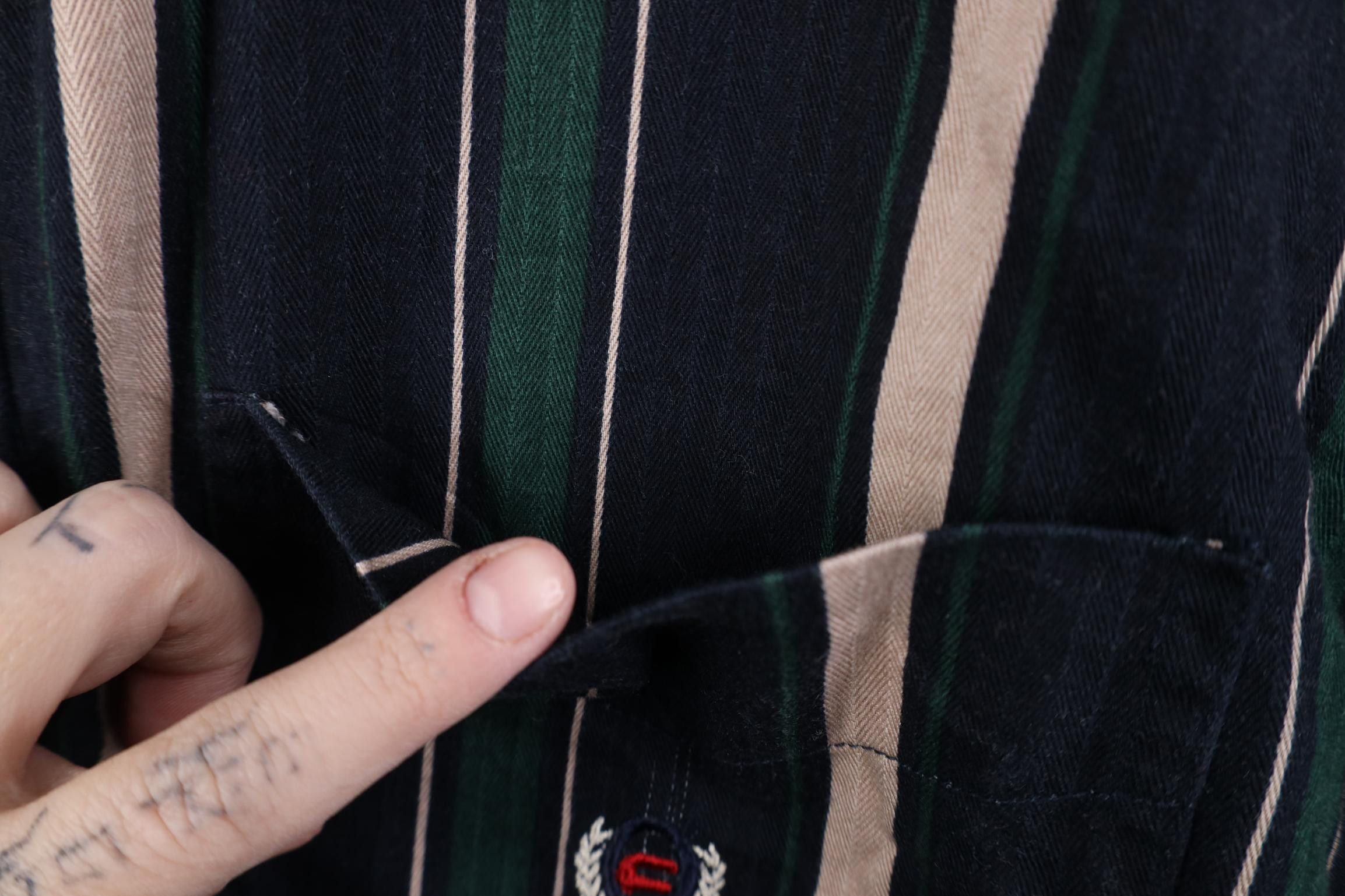 Vintage Vintage 90s Y2K Streetwear Block Collared Button Down Shirt Size US XL / EU 56 / 4 - 5 Thumbnail