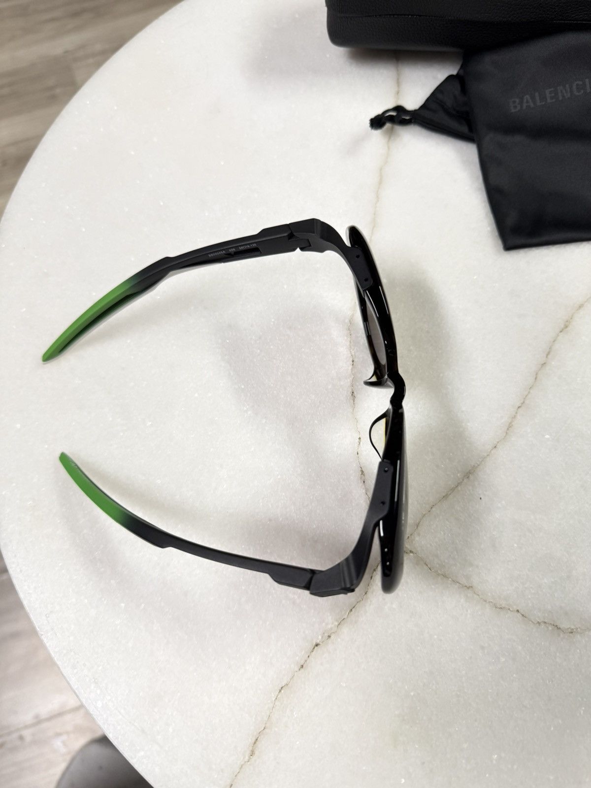 Balenciaga Balenciaga Logo Black Sunglasses Women’s Oval Shades Size ONE SIZE - 5 Thumbnail
