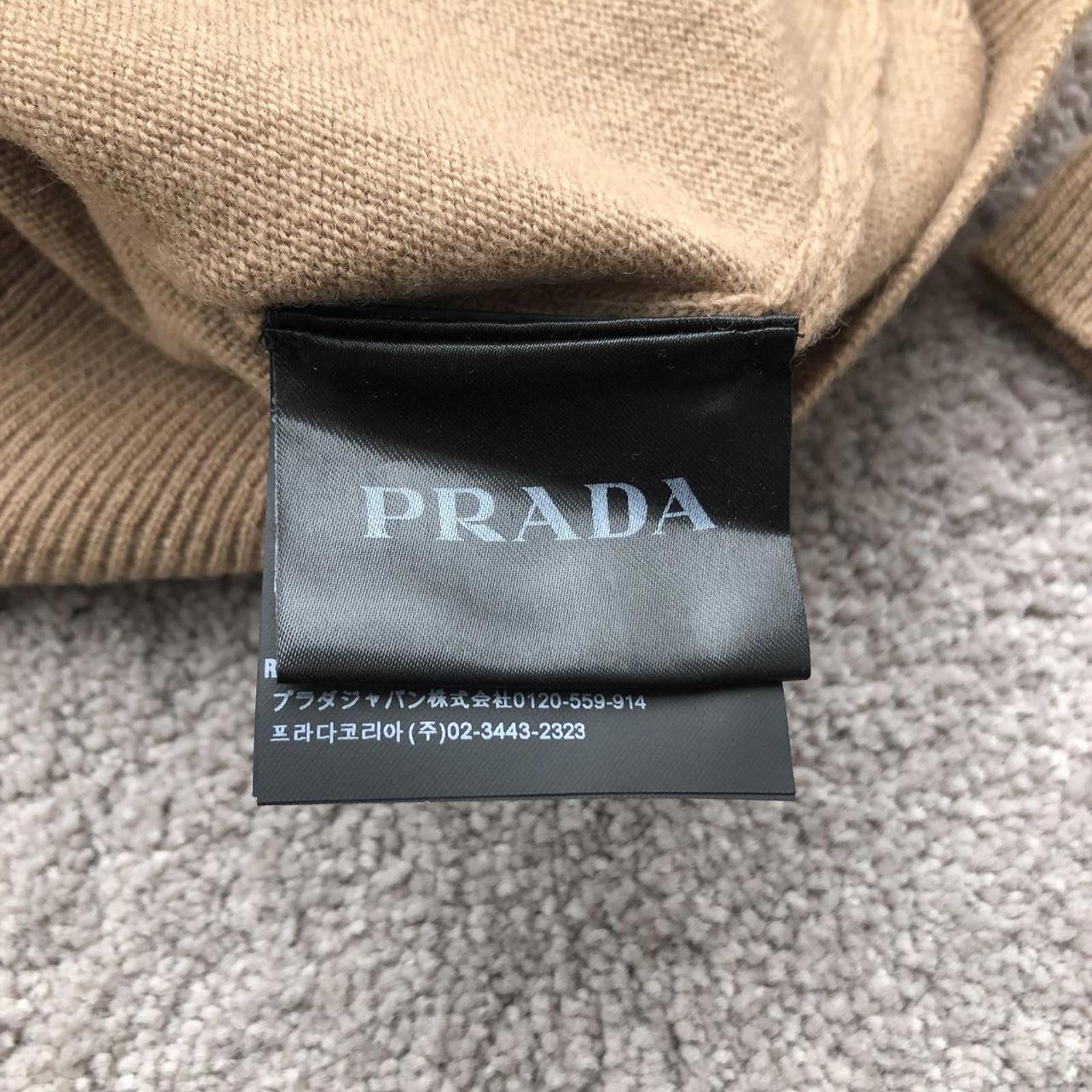 Prada Prada Pure Virgin Lambswool V Neck Sweater Jumper Sweatshirt Size US M / EU 48-50 / 2 - 5 Thumbnail