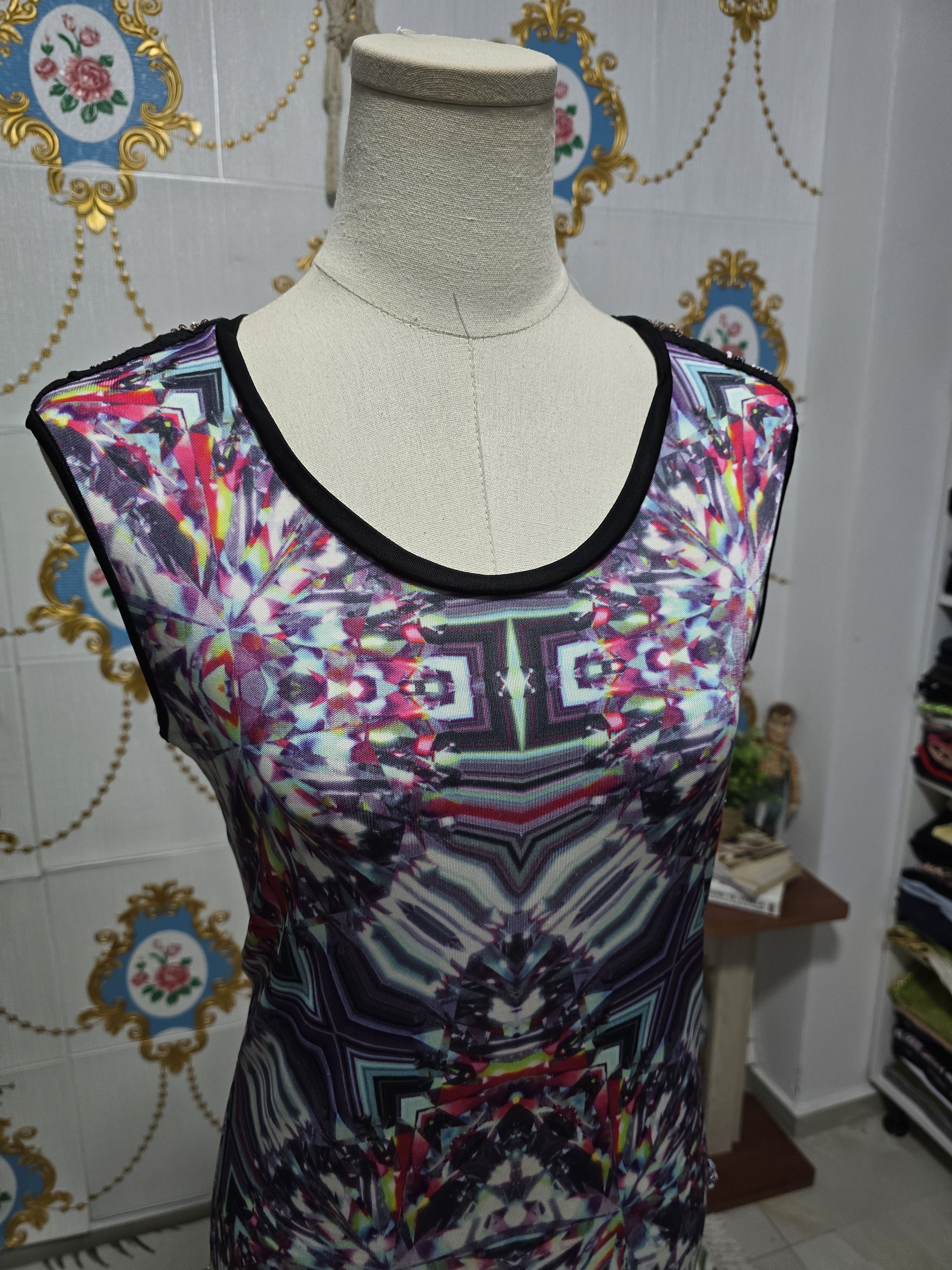 Custo Barcelona Custo Barcelona dress vibrant pink & purple kaleidoscope Size M / US 6-8 / IT 42-44 - 3 Thumbnail