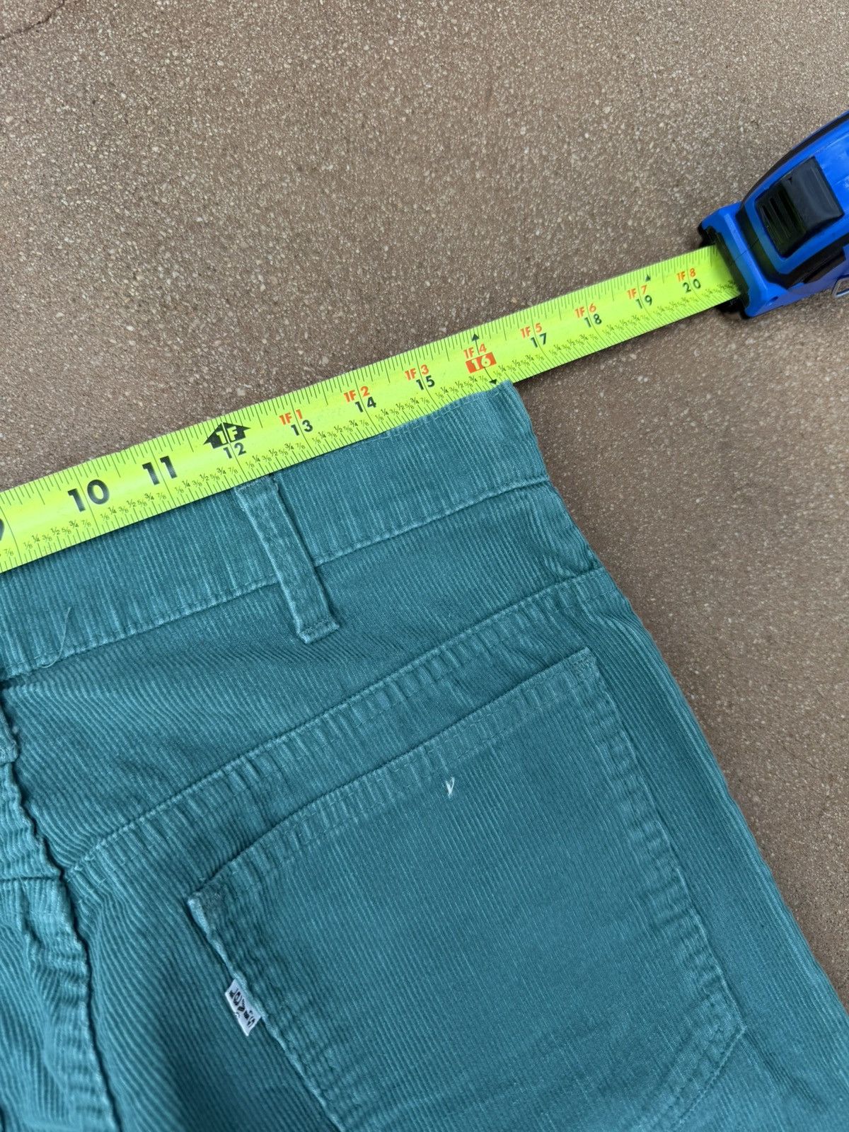 Levi's Vtg 70’s Levi’s 646 Bellbottom Flare Corduroy Pants 32x31 Size US 32 / EU 48 - 9 Thumbnail