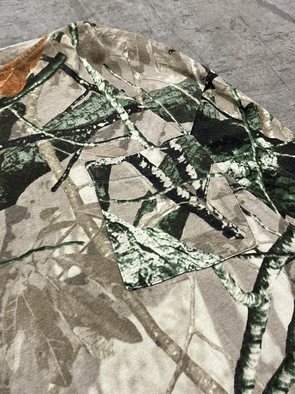 Realtree × Vintage Realtree camo longsleeve shirt vintage streetwear hype Size US XL / EU 56 / 4 - 7 Thumbnail