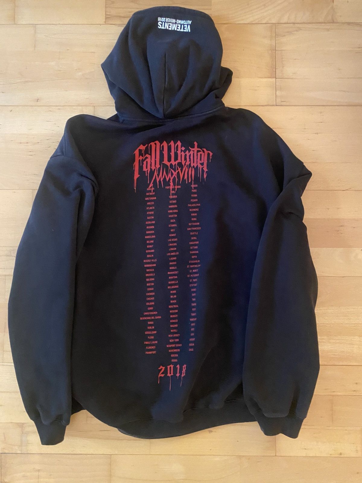 Vetements Vetements Metal tour Size US S / EU 44-46 / 1 - 2 Thumbnail