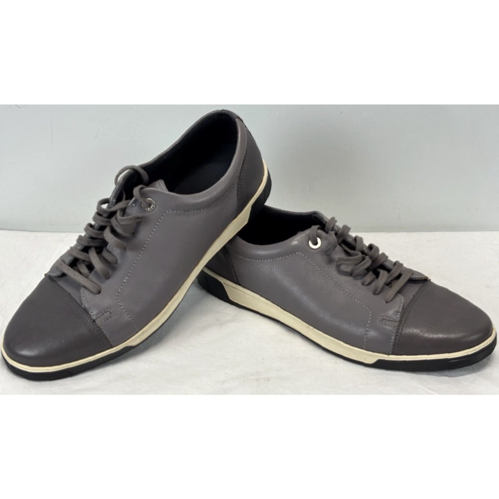 Cole Haan VINTAGE? Wait: It's not vintage. So: Cole Haan Leather Oxford Sneakers Mens Sz 11 M Gray Lace-Up Cap Toe Casual Shoes Size ONE SIZE - 2 Thumbnail