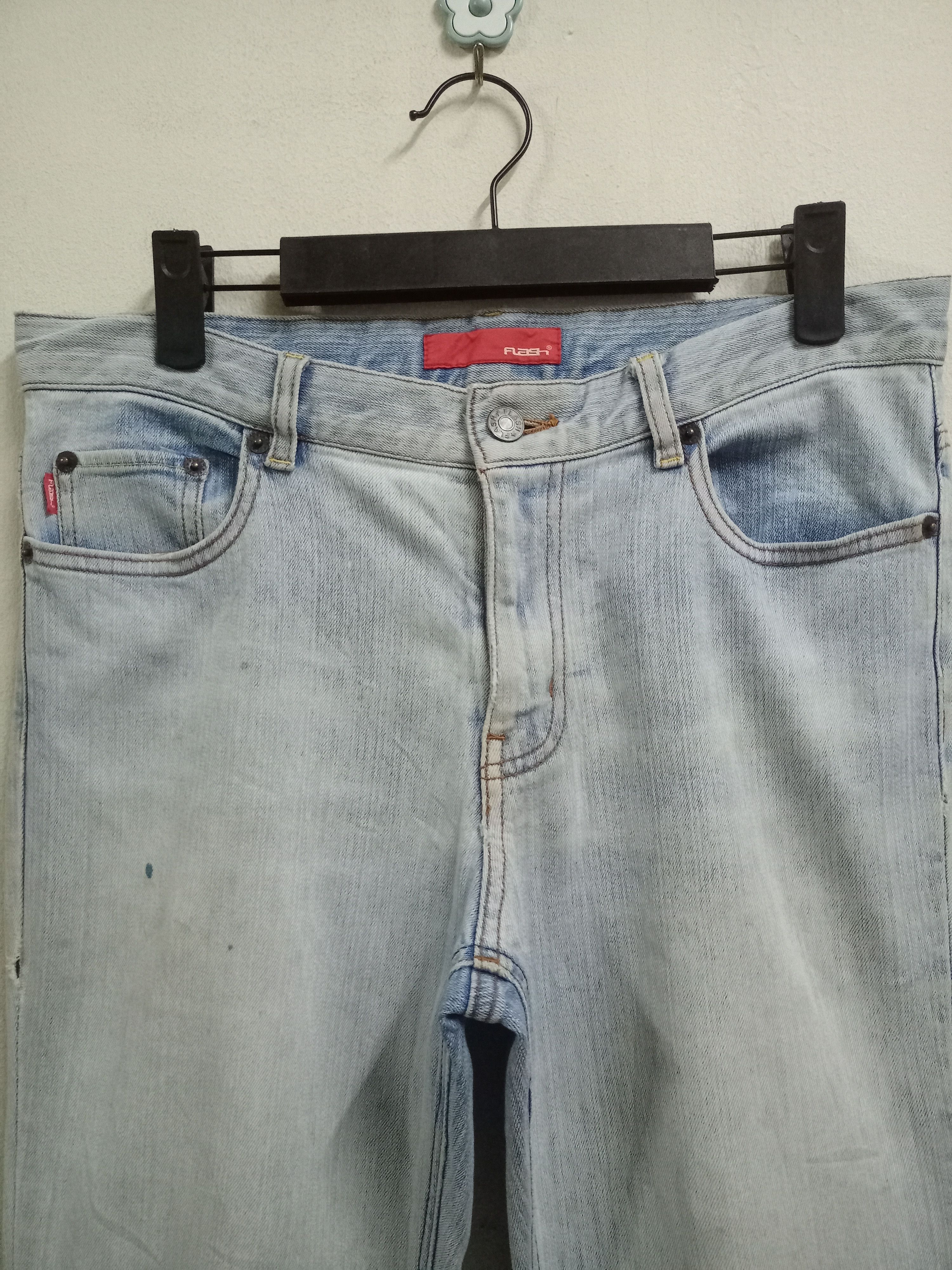 Japanese Brand × Jean Vintage Japanese Brand Light Wash Style Flare Jeans Size US 32 / EU 48 - 4 Thumbnail