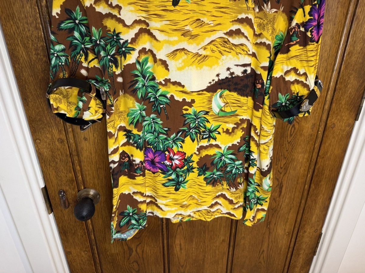 Dsquared2 SS18 Dsquared2 leather strap buckle Hawaiian floral shirt Size US M / EU 48-50 / 2 - 16 Thumbnail