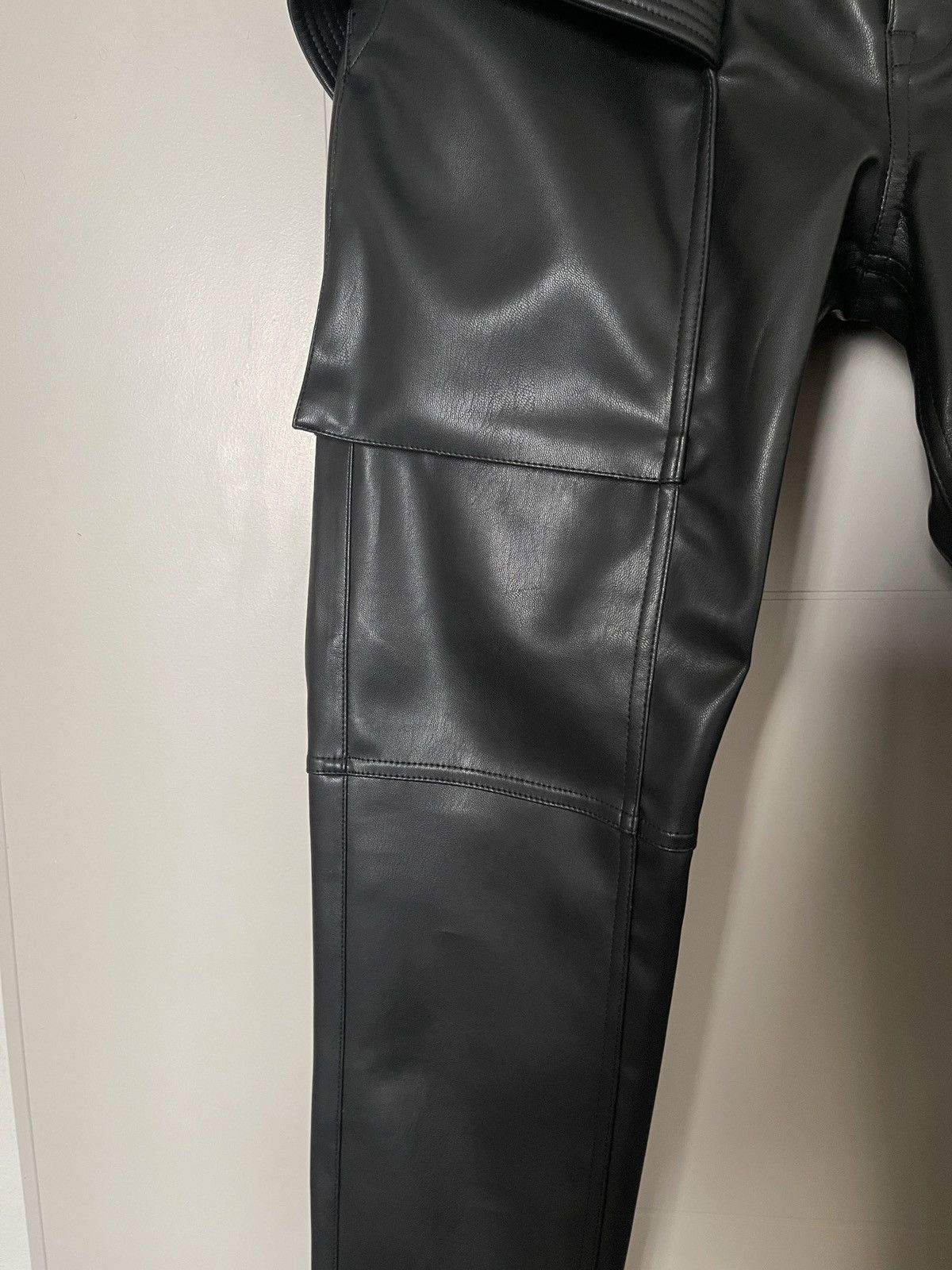 Rick Owens DRKSHDW Vegan Leather Easy Creatch Cargo Pants Size US 28 / EU 44 - 6 Thumbnail