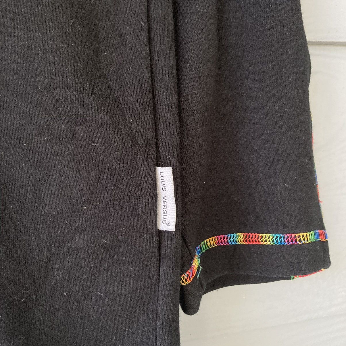 Vintage Vintage Louis Versus Black Sweatshirt Size US L / EU 52-54 / 3 - 5 Thumbnail