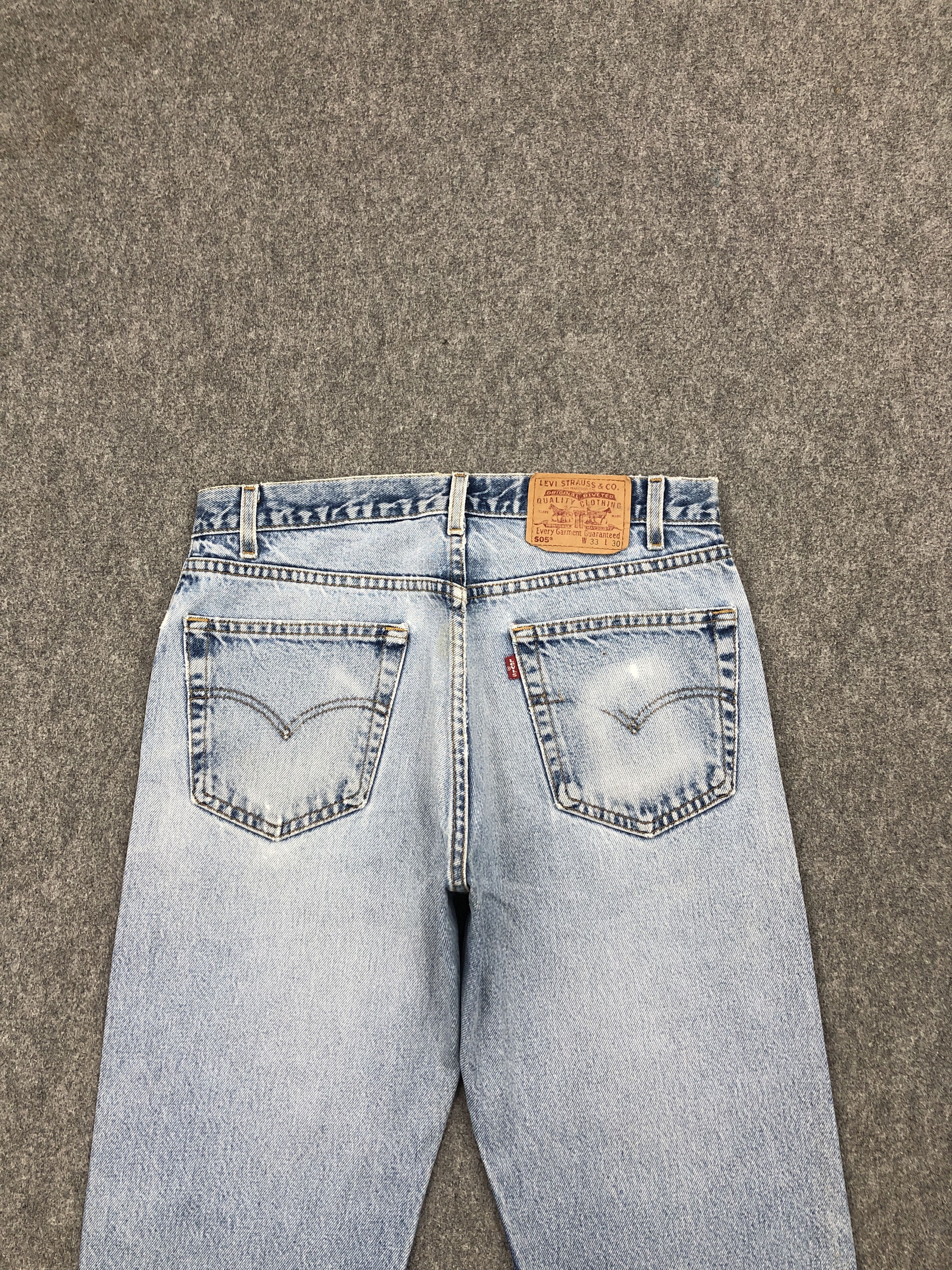 Levi's × Vintage Distressed Vintage 90s Levi's 505 Light Blue Washed Jeans Size US 32 / EU 48 - 4 Thumbnail
