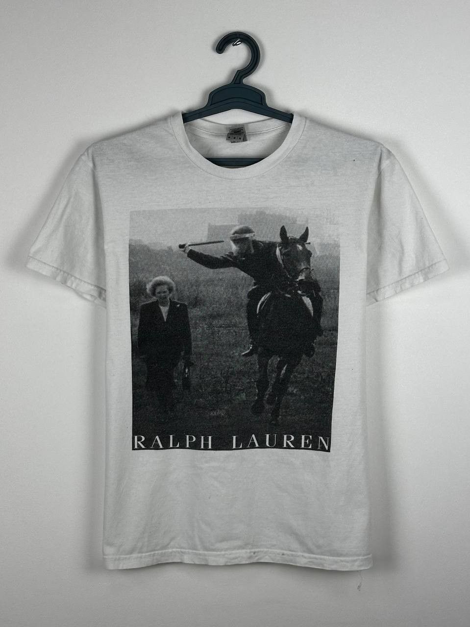 Vintage Avant Garde Humor Ralph Lauren Print Y2K T Shirt Size US M / EU 48-50 / 2 - 2 Thumbnail