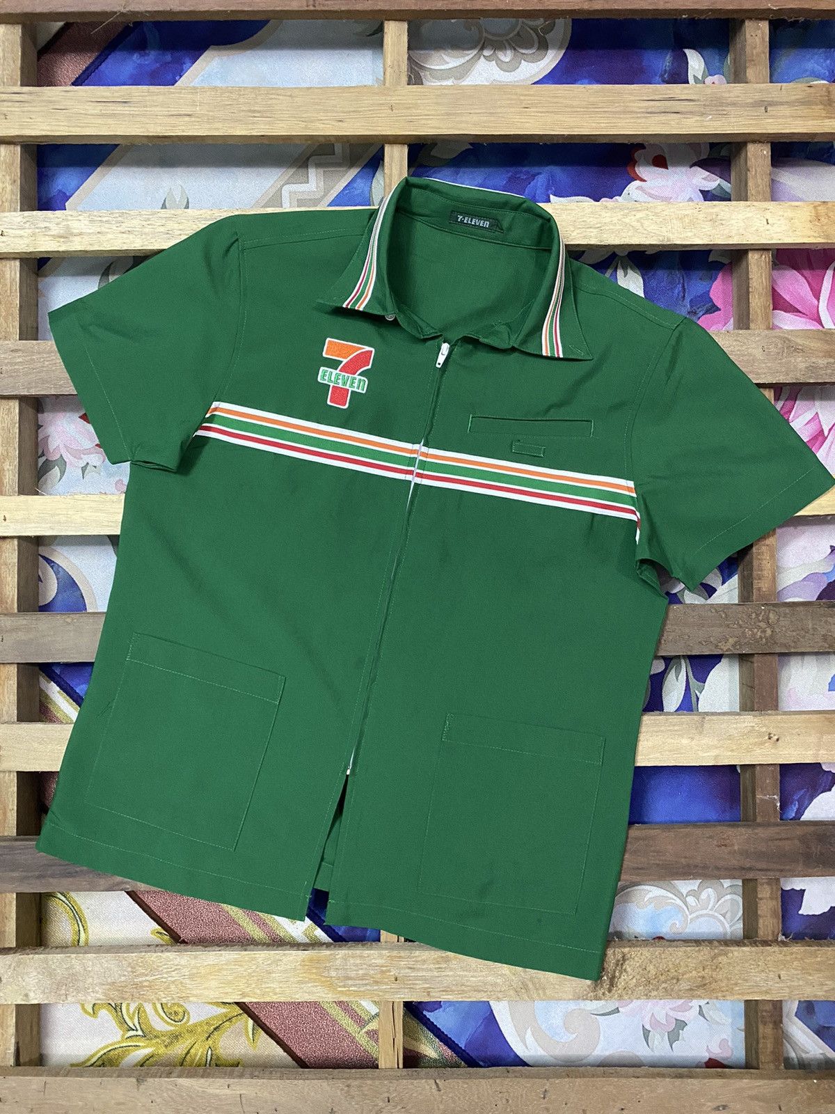 Seven 7 × Vintage 🔥 Offer Your Best Price 🔥 Vintage 7 Eleven Short Sleeve Size US S / EU 44-46 / 1 - 1 Thumbnail