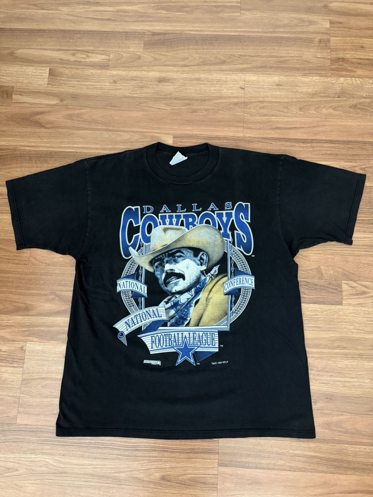 Vintage 1994 dallas cowboy vintage tee vt t shirt Size US XL / EU 56 / 4 - 1 Thumbnail