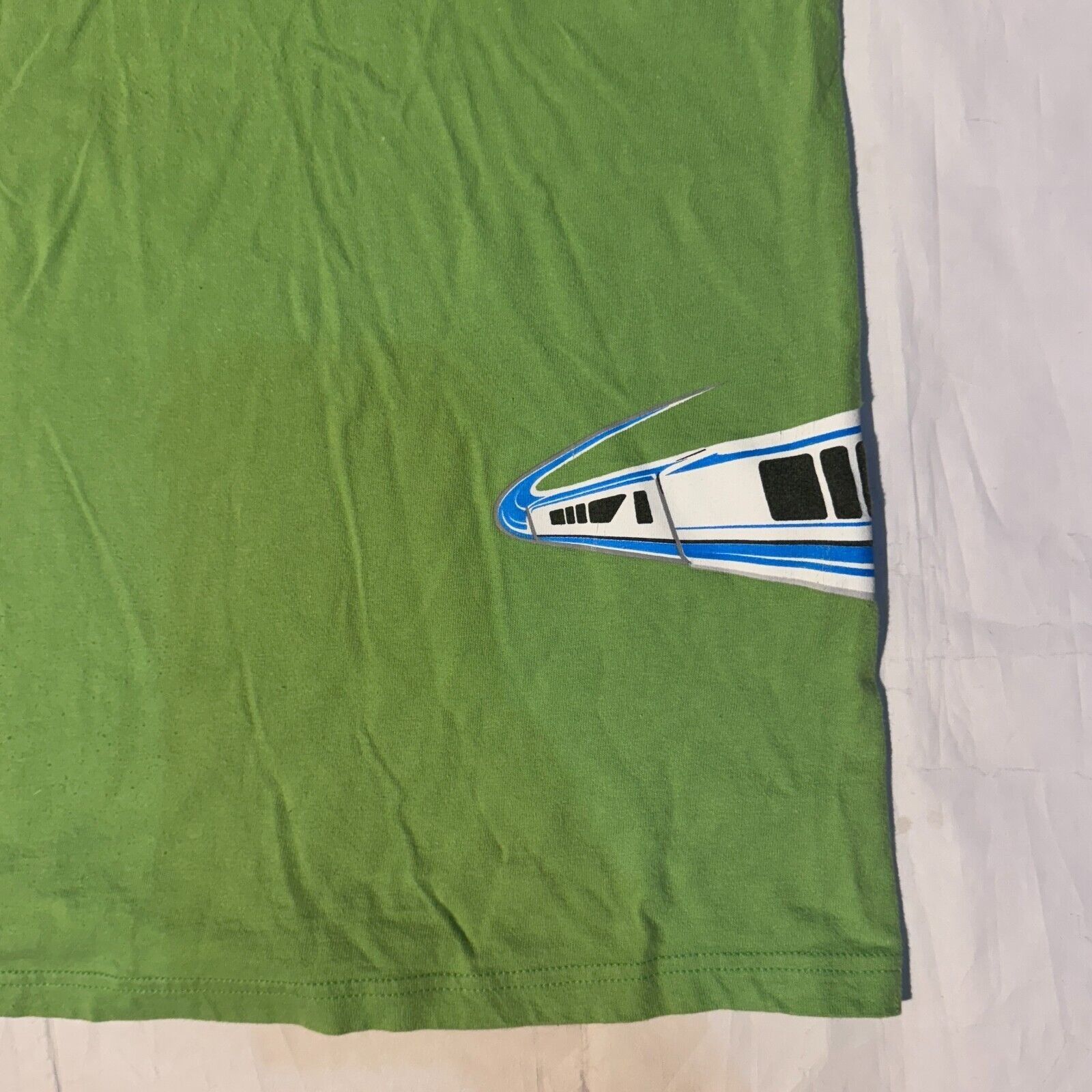 Disney Walt Disney World Mickey Mouse Wrap Around TShirt Green XL D Size US XL / EU 56 / 4 - 7 Thumbnail