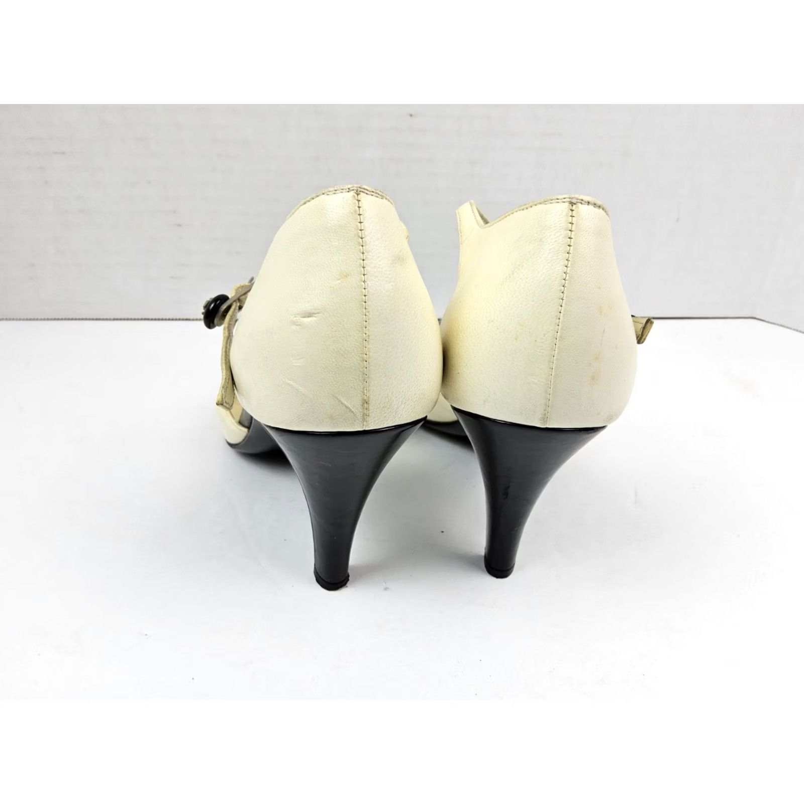 Chanel Chanel Two Tone Cap Toe Ankle Strap Heels Size 36 C, US 6C Multicolor Pump Leather Patent Leather Womens Dessign? Size ONE SIZE - 6 Thumbnail