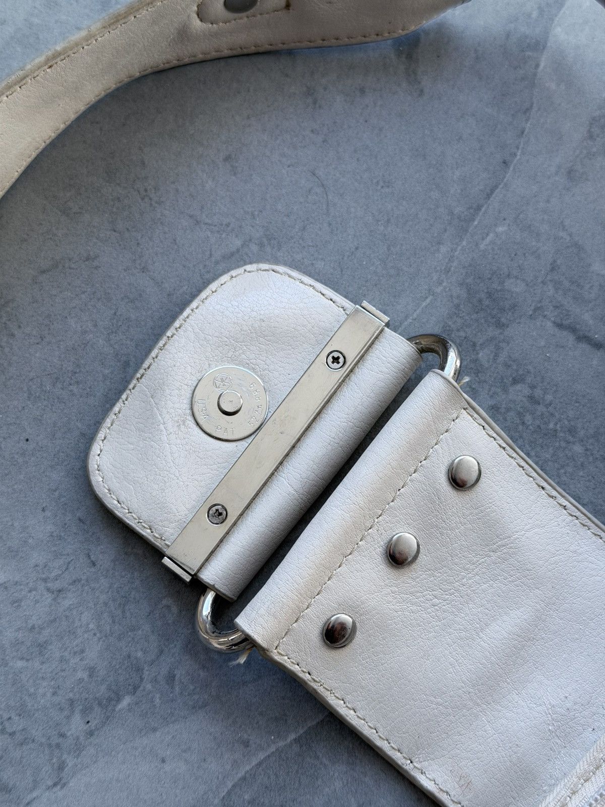 Guess 2000S Y2K Guess Baguette Shoulder Bag Size ONE SIZE - 9 Thumbnail