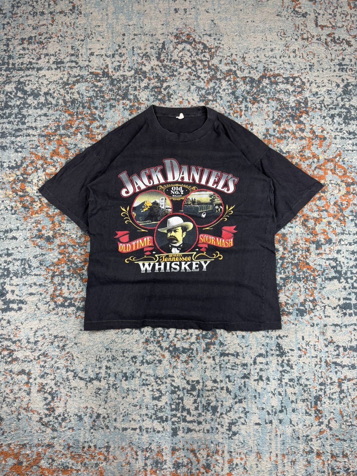 Vintage Vintage 90s Jack Daniels whiskey 3d emblem style graphic tee Size US XL / EU 56 / 4 - 1 Thumbnail