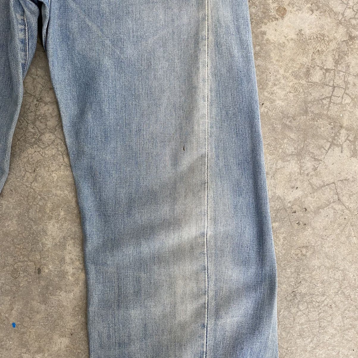 Levi's Vintage Levis Engineered Loose Faded Blue Twisted Leg Jeans Size US 32 / EU 48 - 5 Thumbnail