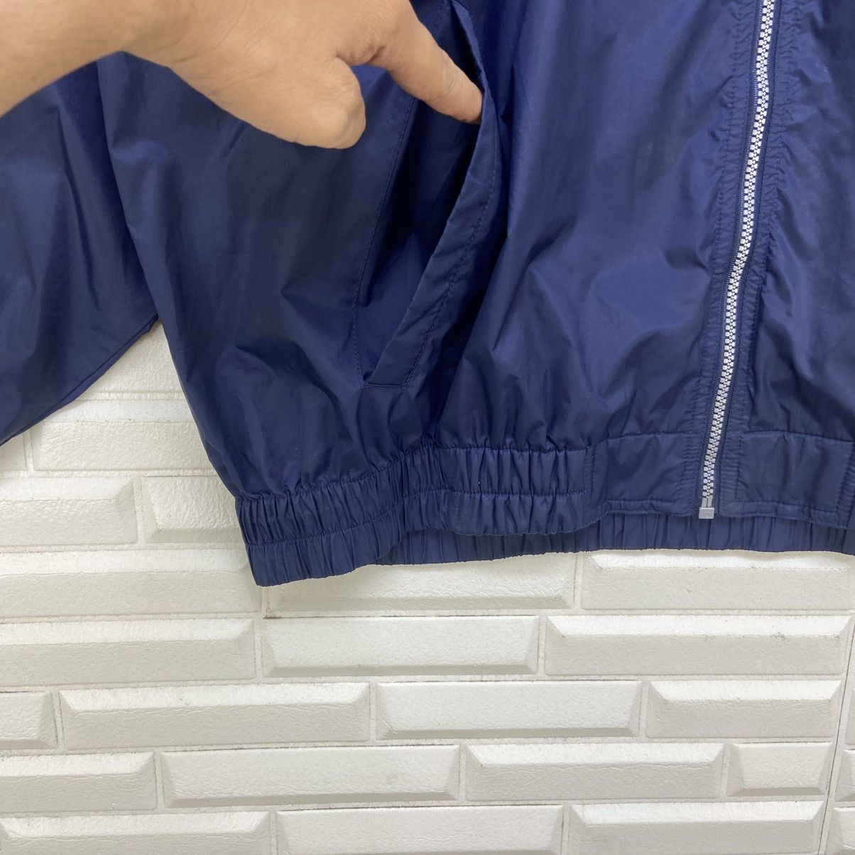 Nike Vintage Nike Swoosh Zipper Light Jacket Size US XXL / EU 58 / 5 - 7 Thumbnail