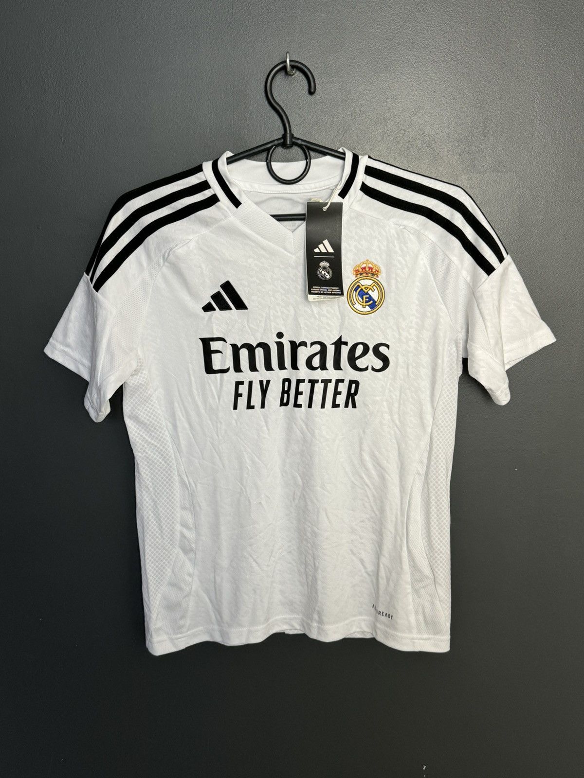 Adidas KIDS New New Real Madrid 24/25 Home Football Jersey T-Shirt Size US XS / EU 42 / 0 - 1 Thumbnail
