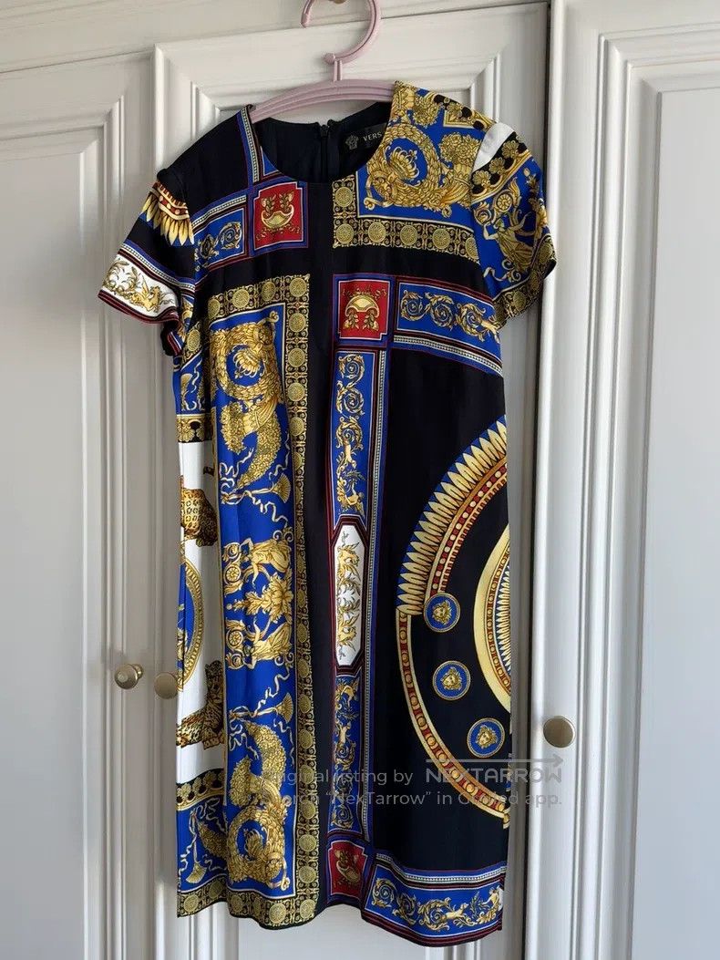 Versace Versace Light luxury dresses and skirts Size XS / US 0-2 / IT 36-38 - 1 Thumbnail