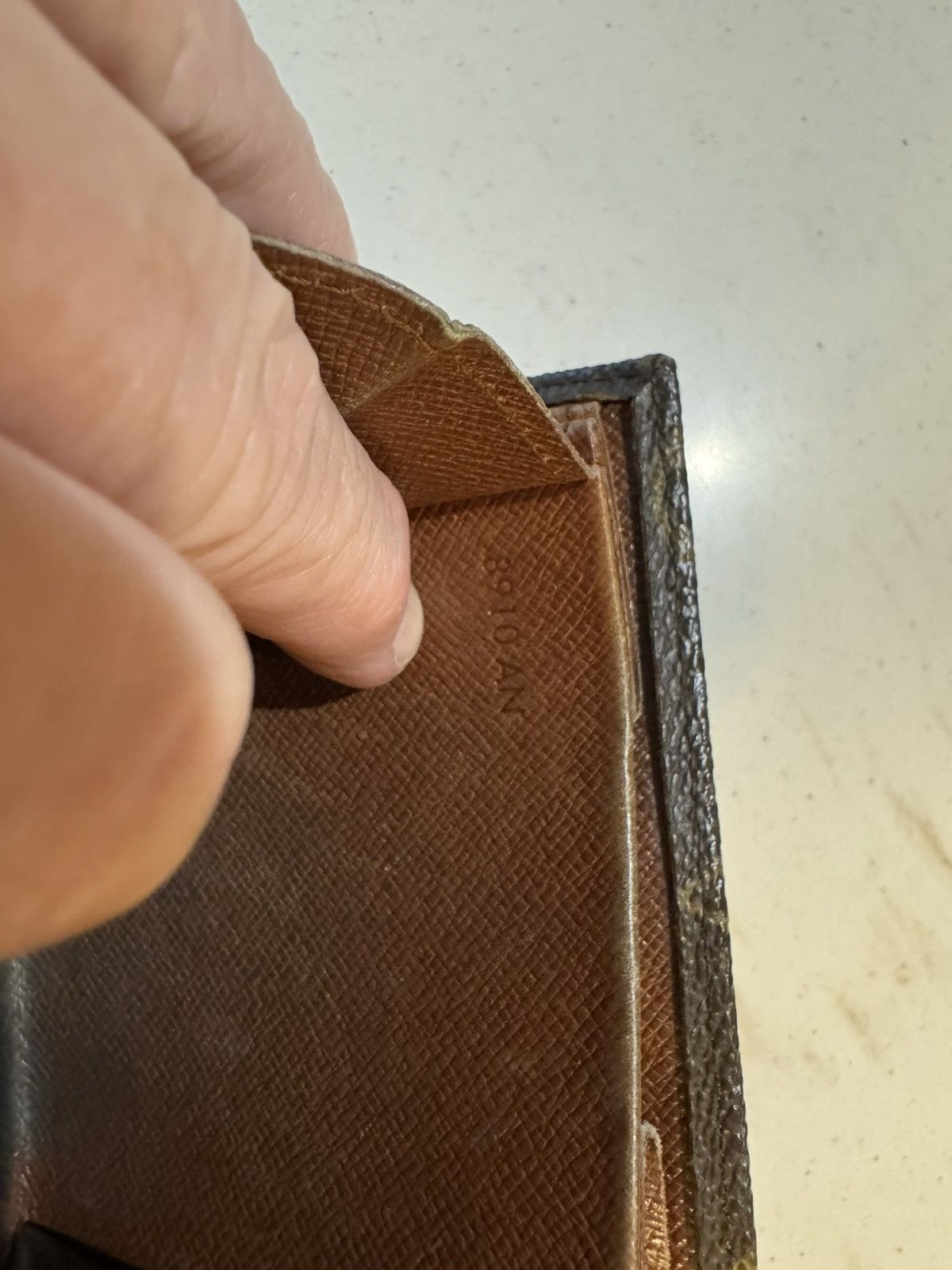 Other Louis Vuitton Monogram Brown Envelope Wallet for Women Size ONE SIZE - 4 Thumbnail