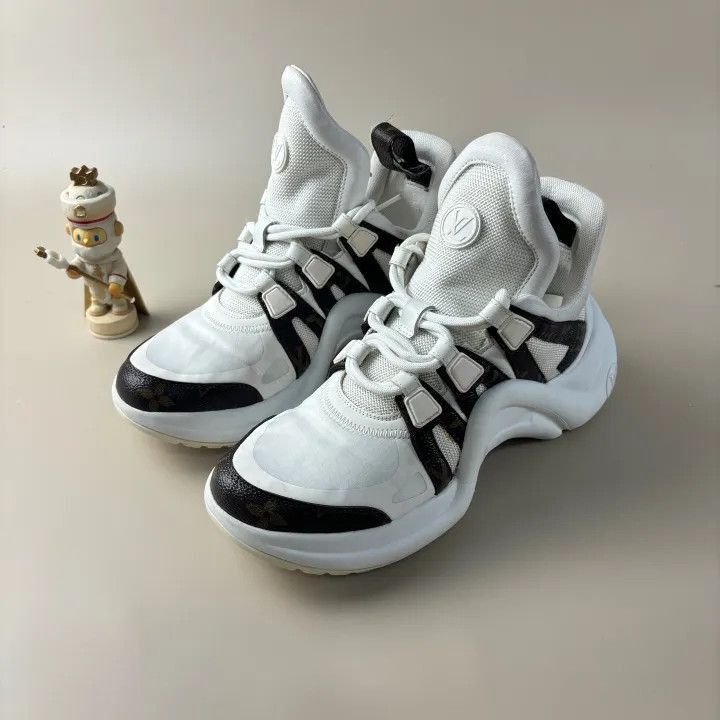 Louis Vuitton Louis Vuitton Thick Sole High-Top Sneakers -2508 Size US 6.5 / EU 39-40 - 1 Thumbnail